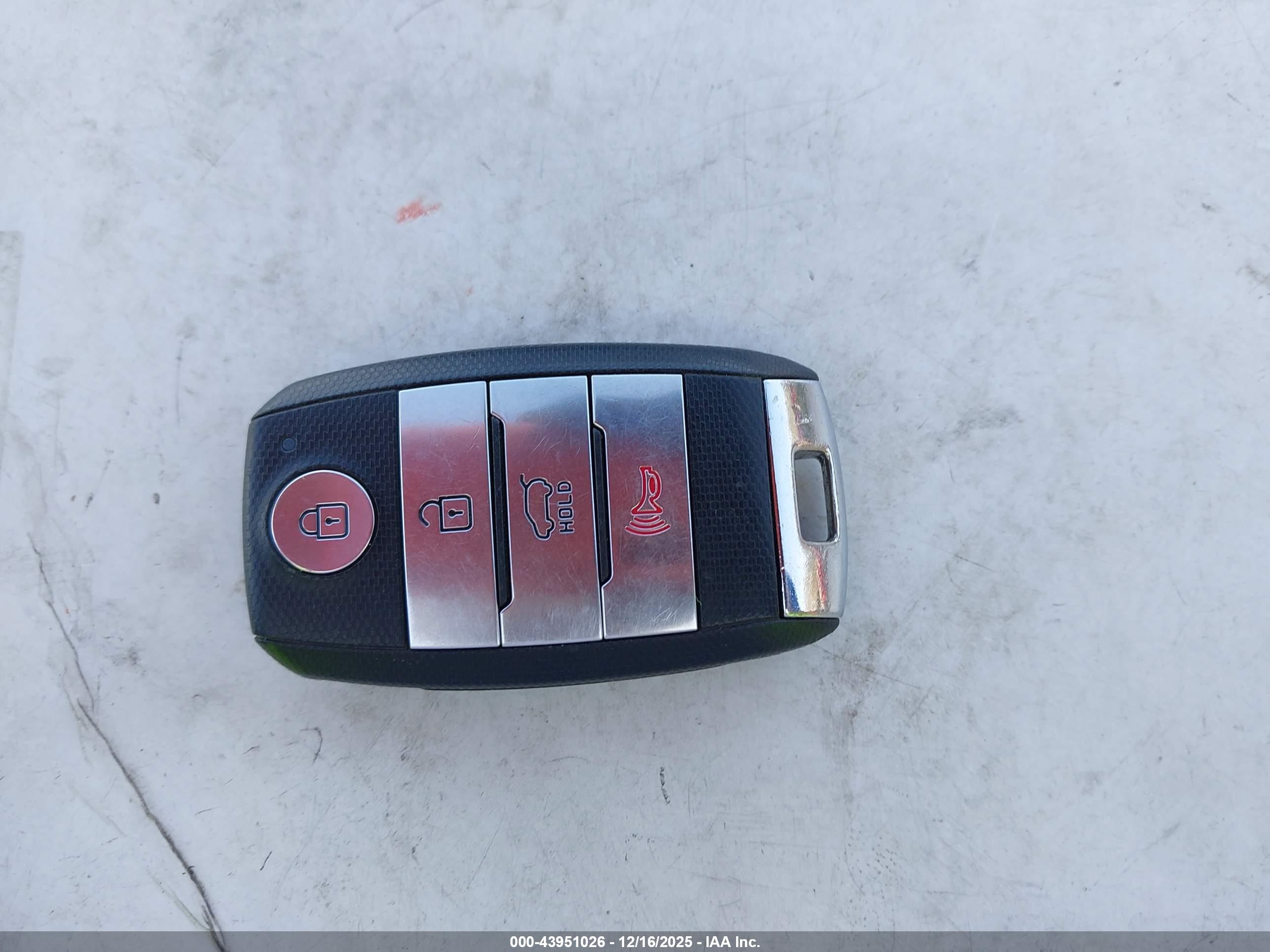 KIA NIRO image 11