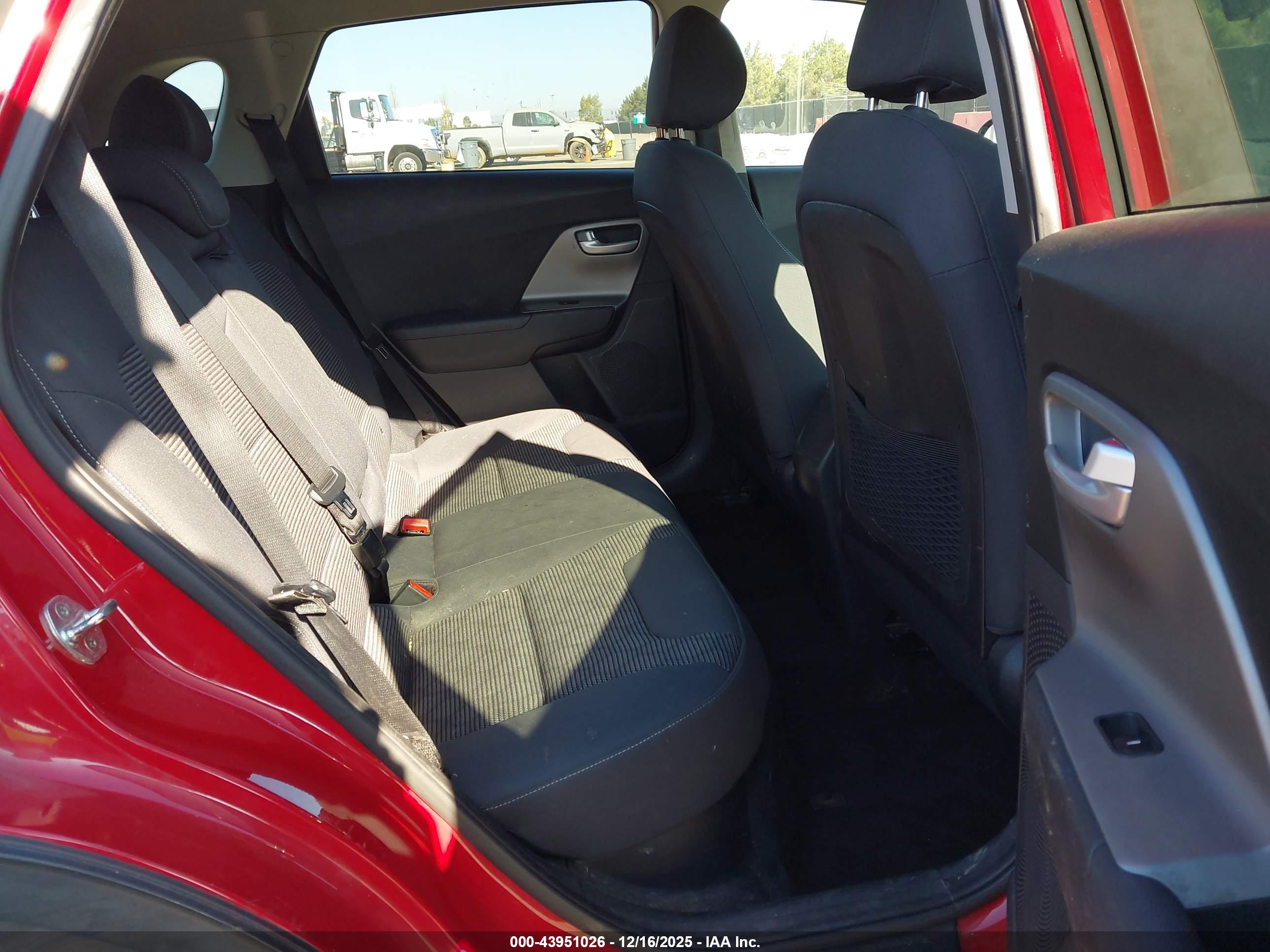 KIA NIRO image 8