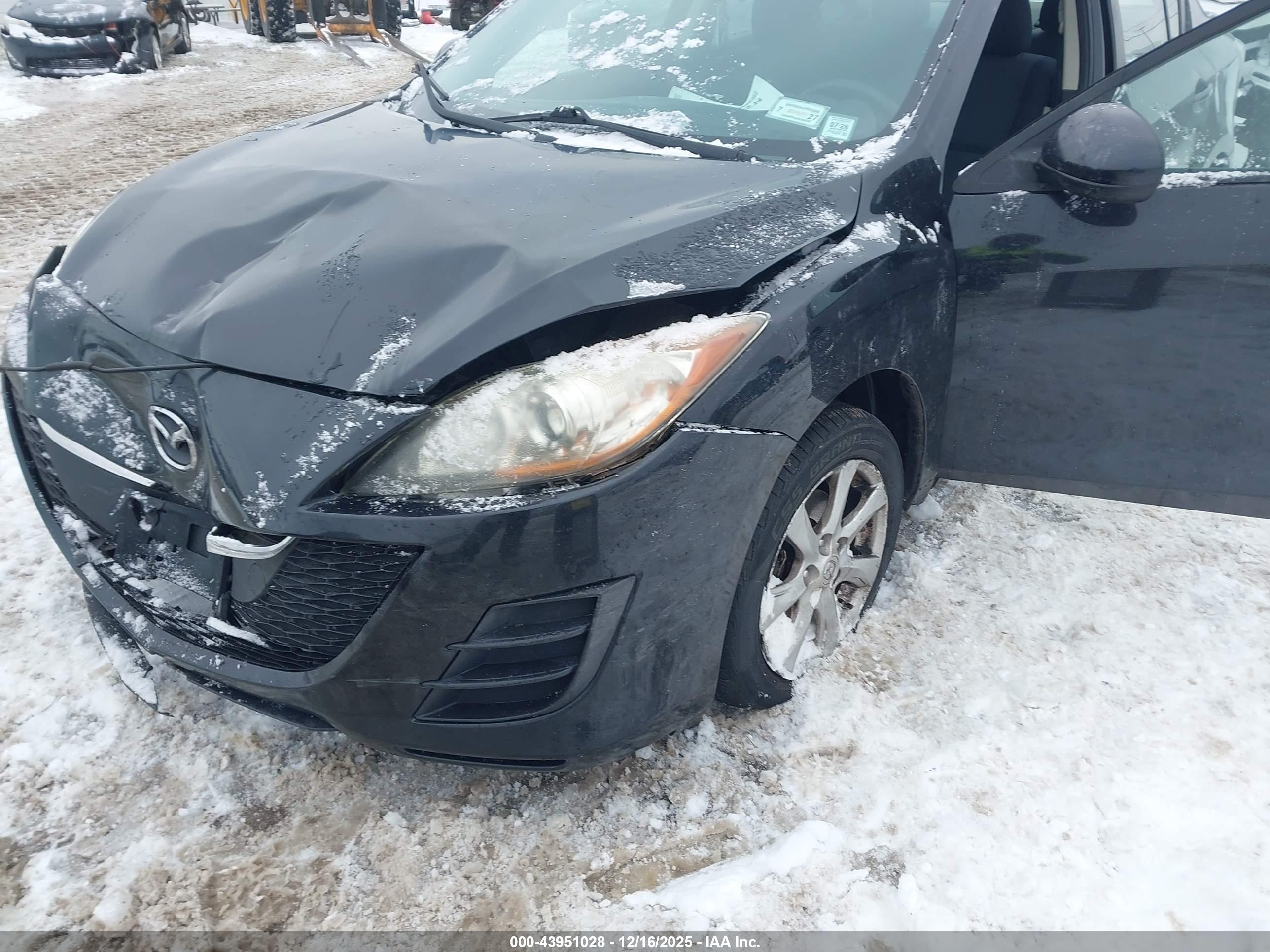 MAZDA MAZDA3 image 6