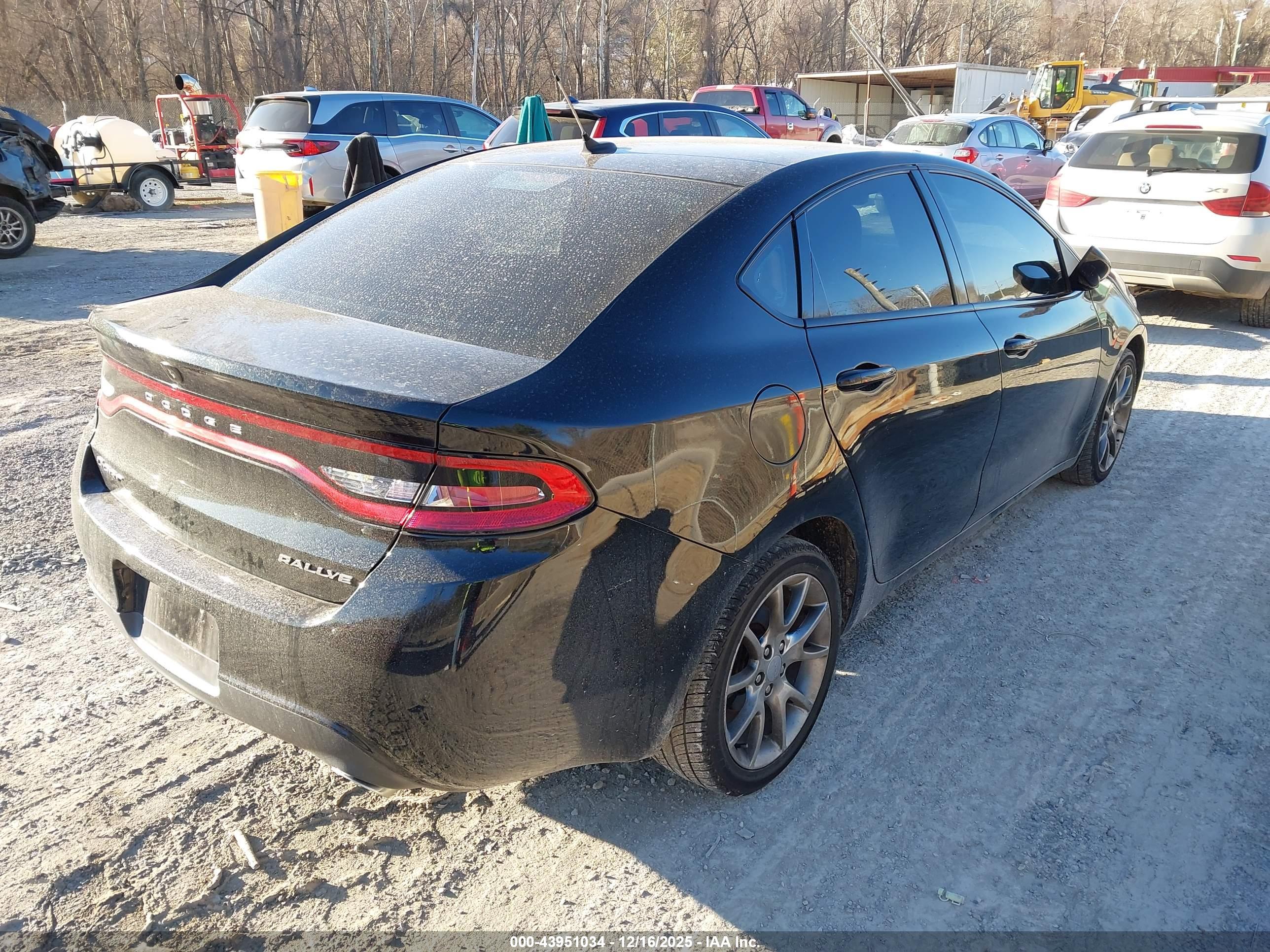 DODGE DART image 4