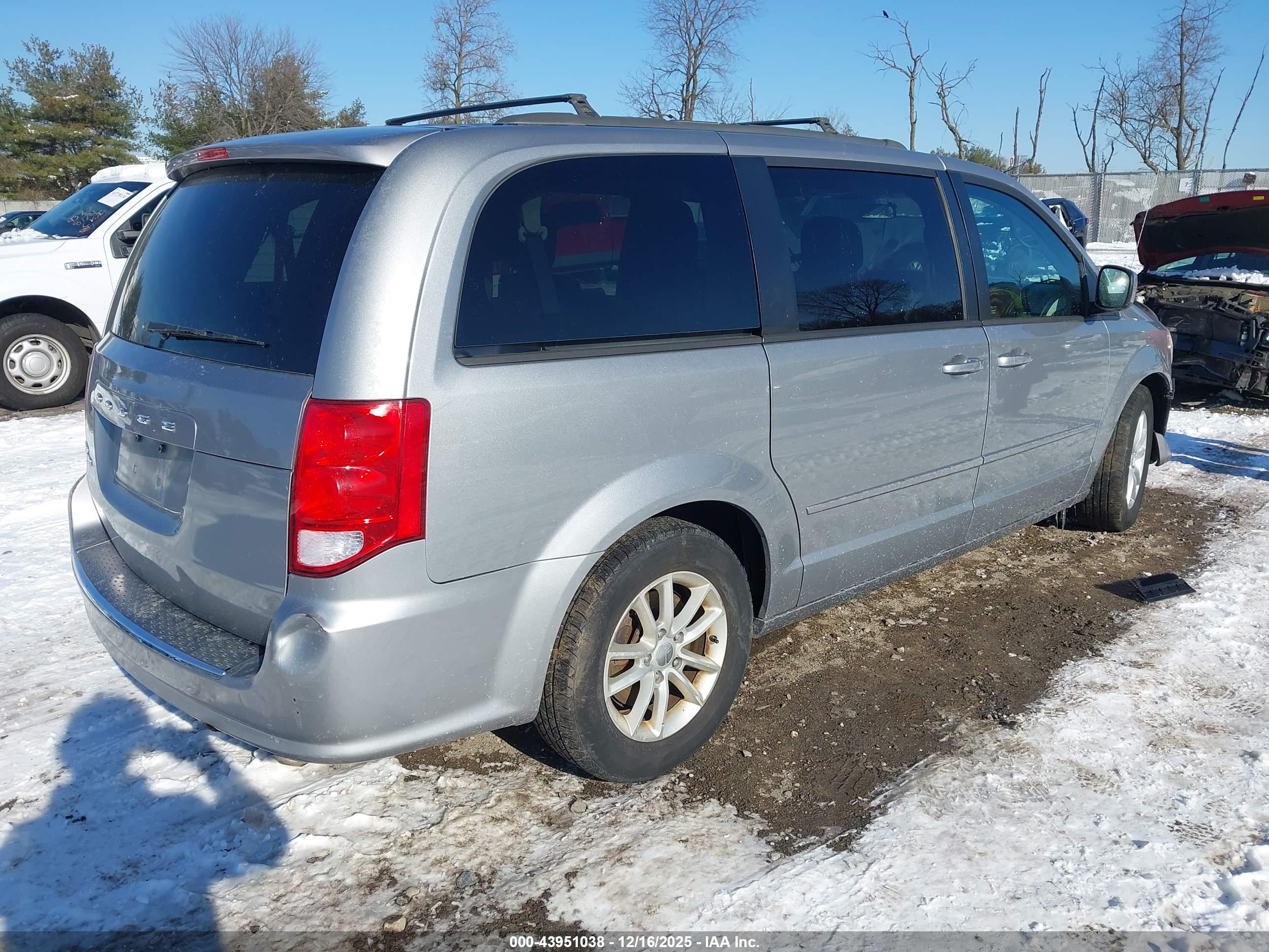 DODGE GRAND image 4