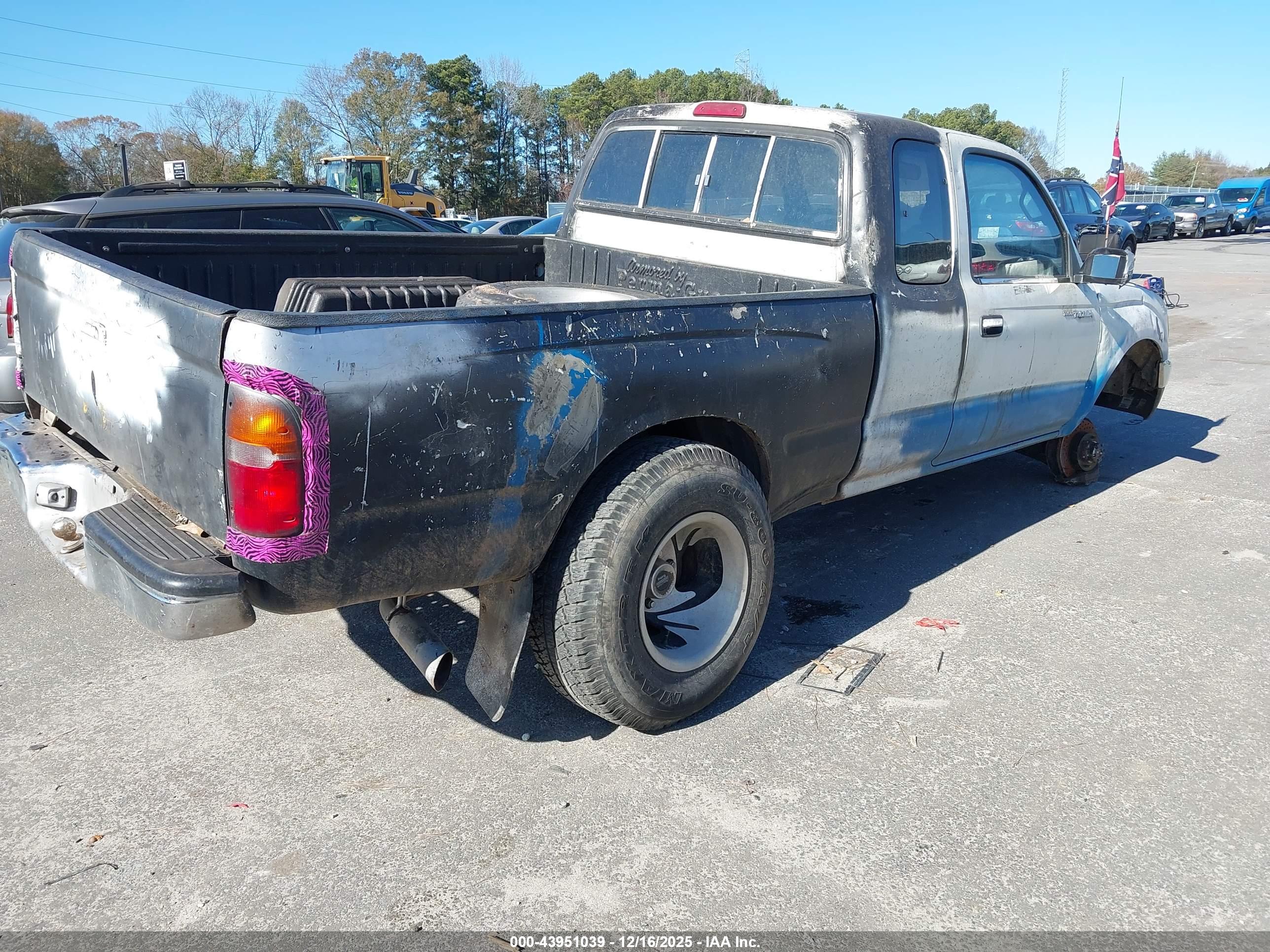 TOYOTA TACOMA image 4