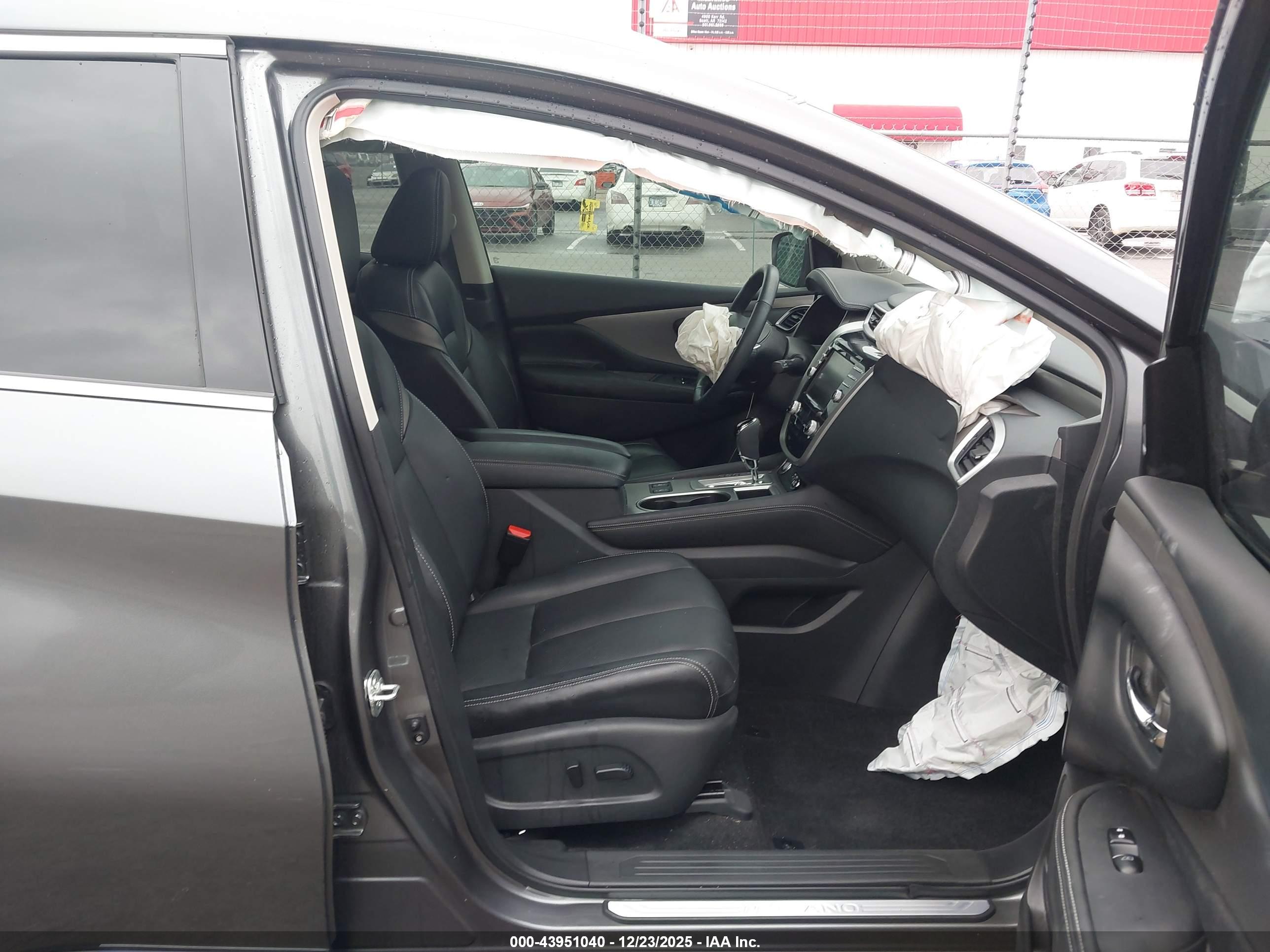 NISSAN MURANO image 5