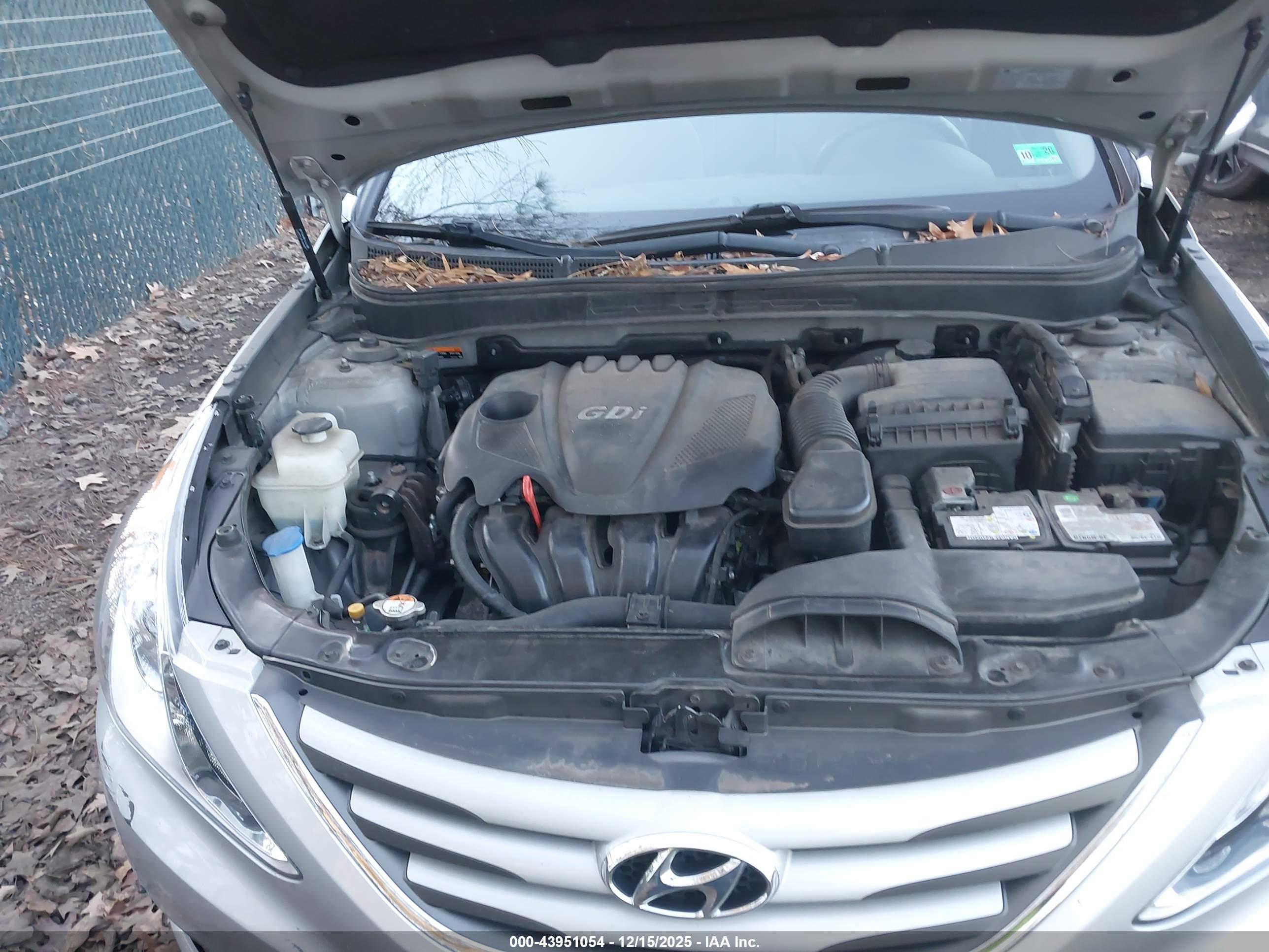 HYUNDAI SONATA image 10