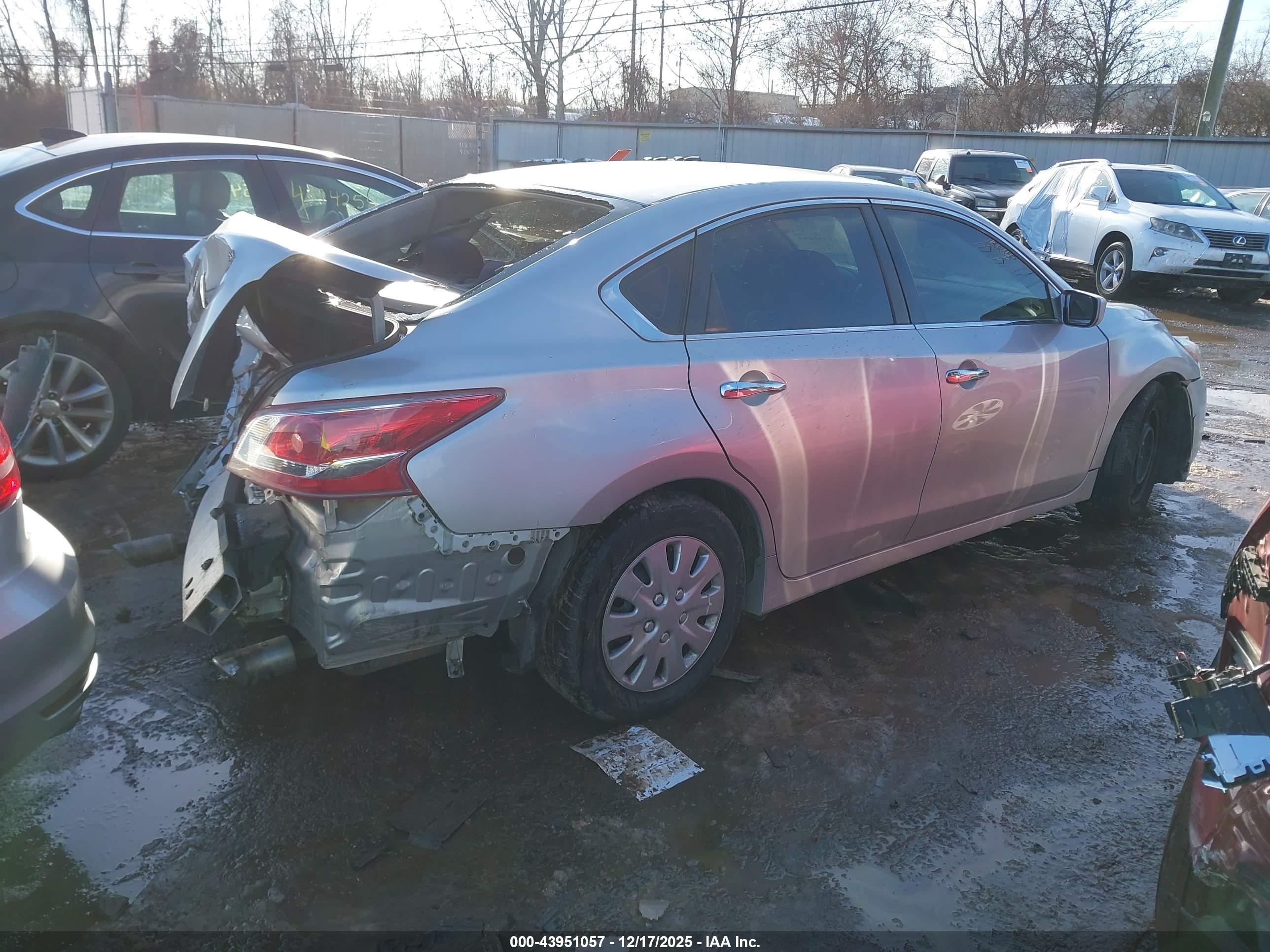 NISSAN ALTIMA image 4