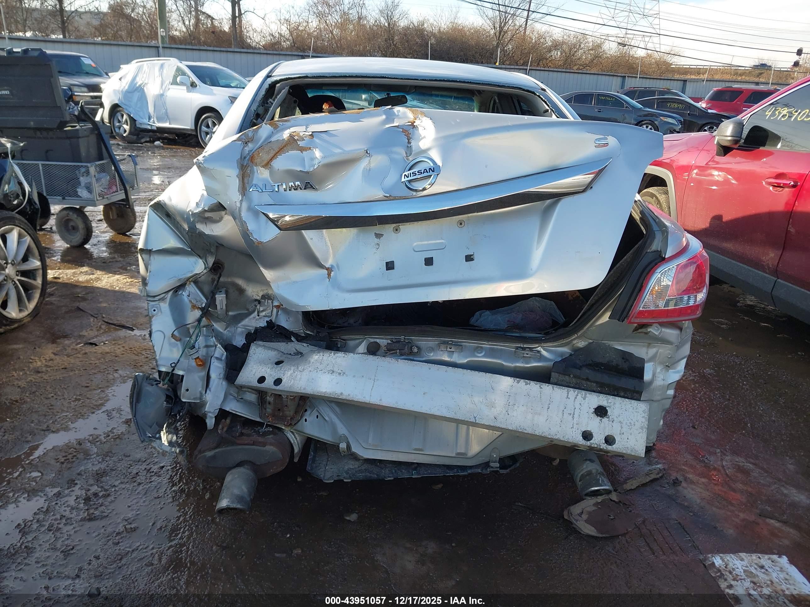 NISSAN ALTIMA image 6