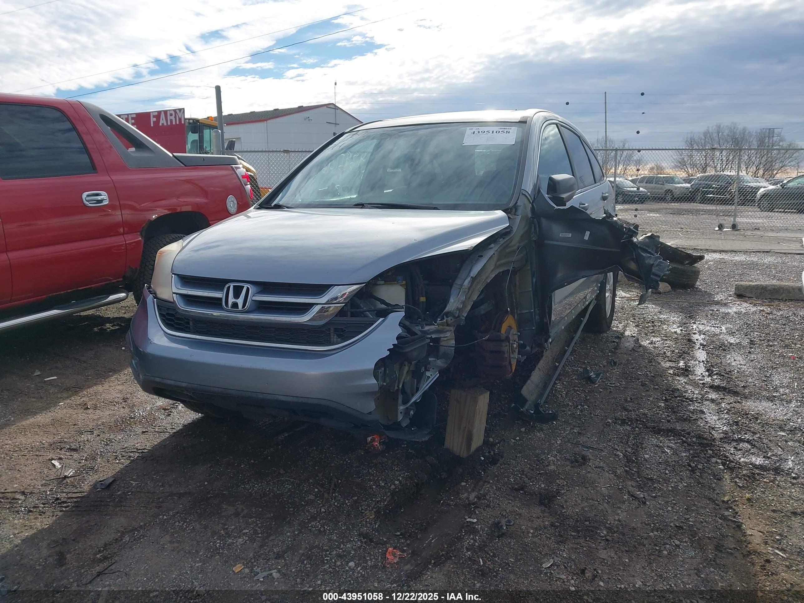 HONDA CR-V image 2