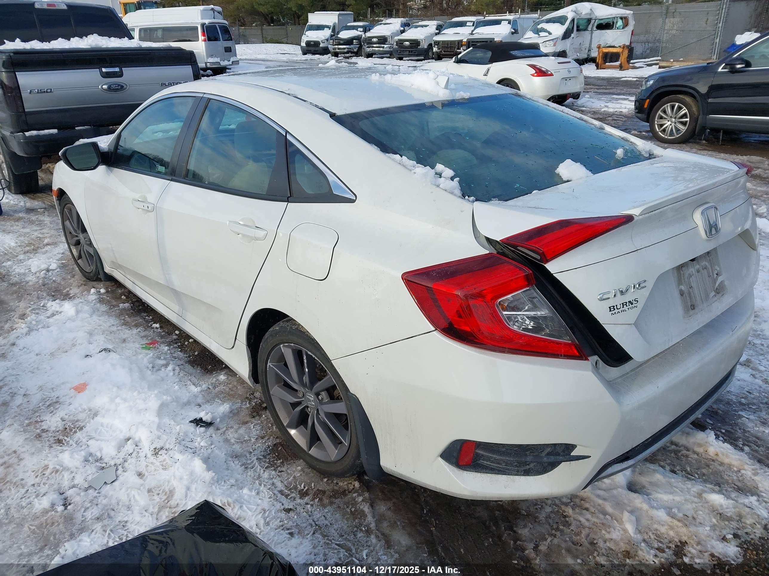 HONDA CIVIC image 3
