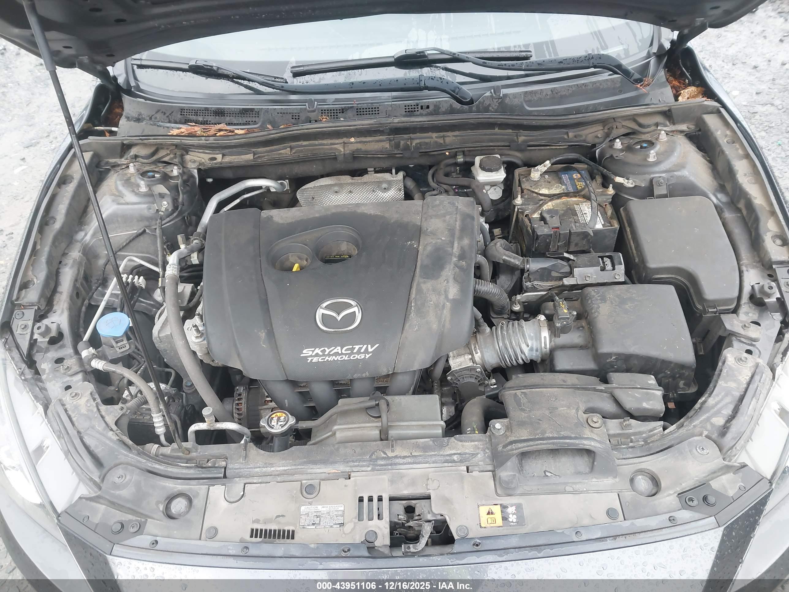 MAZDA MAZDA3 image 10