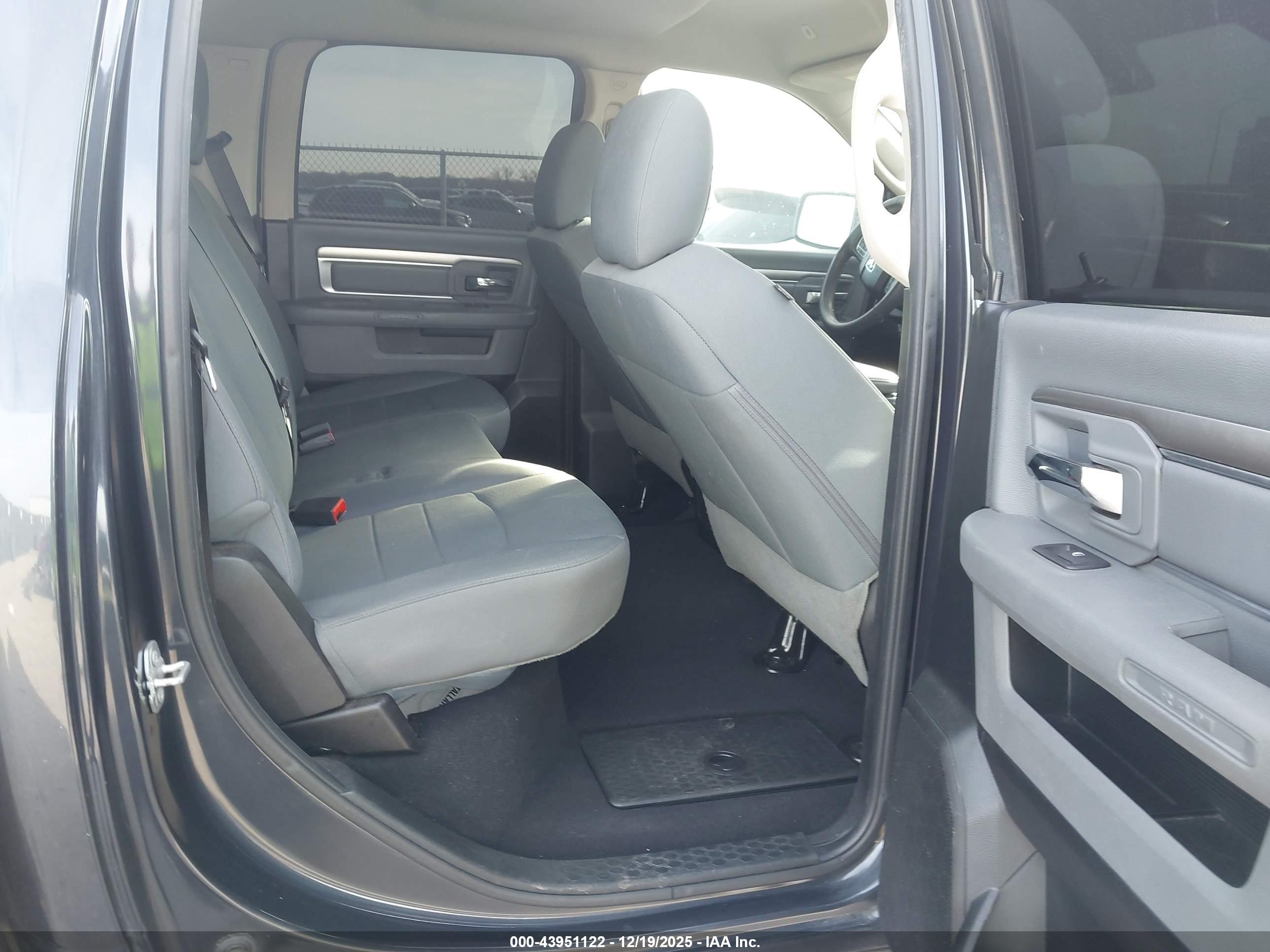RAM 1500 image 8