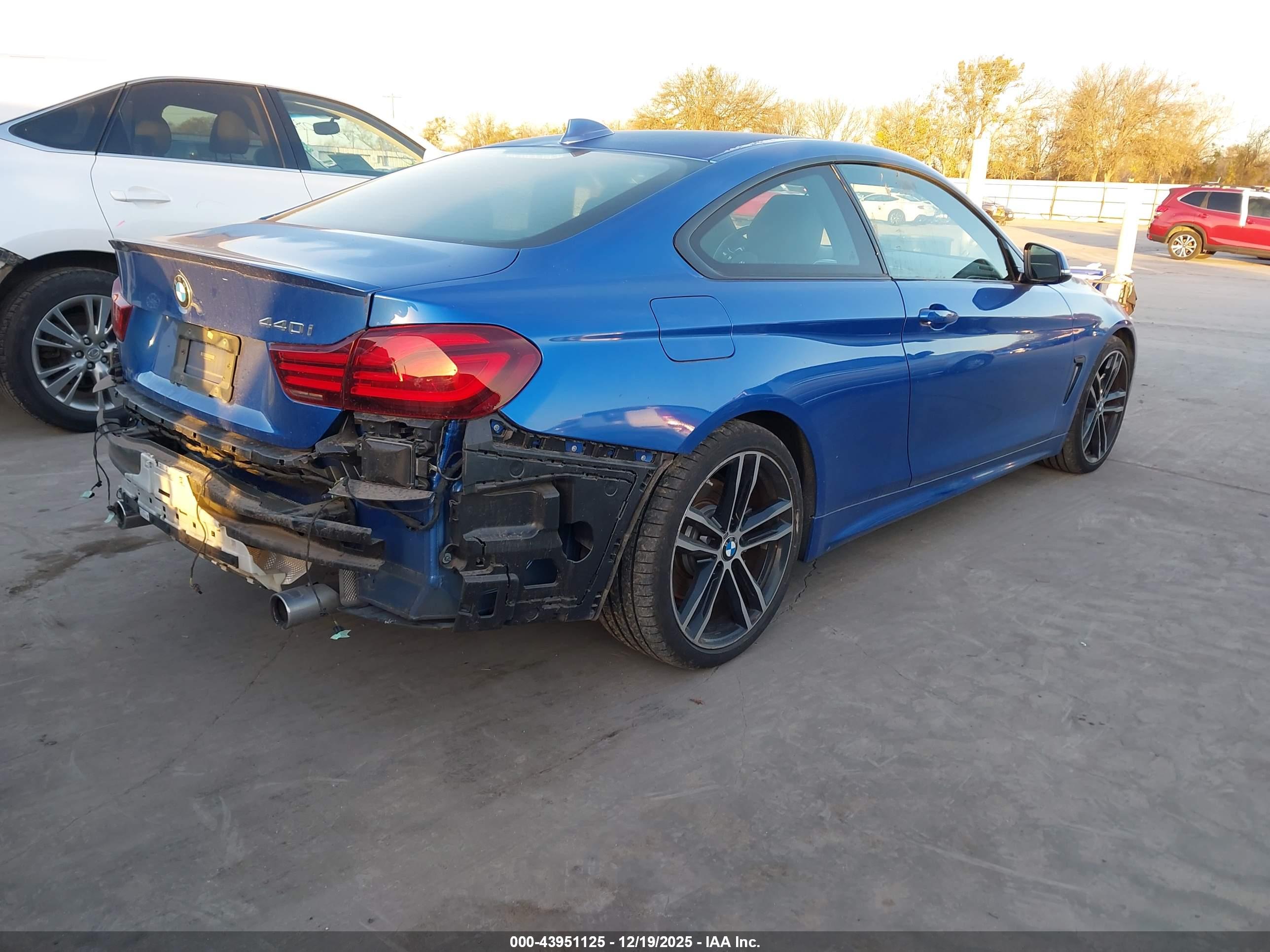 BMW 440I image 4