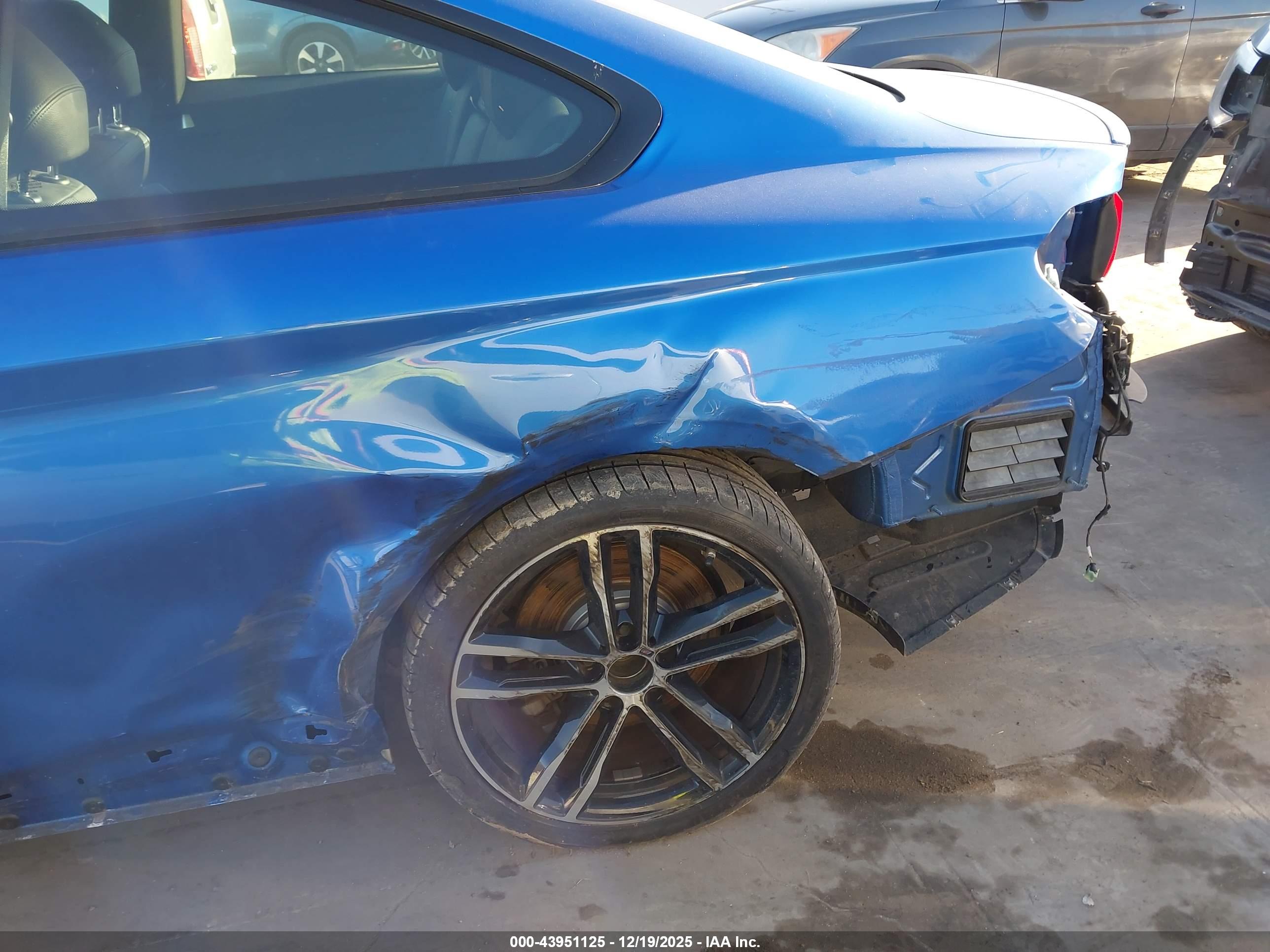 BMW 440I image 6