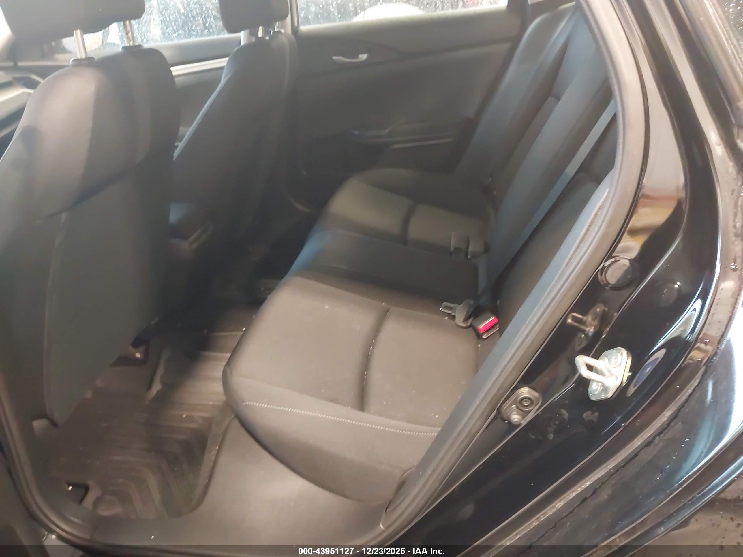 HONDA CIVIC image 8