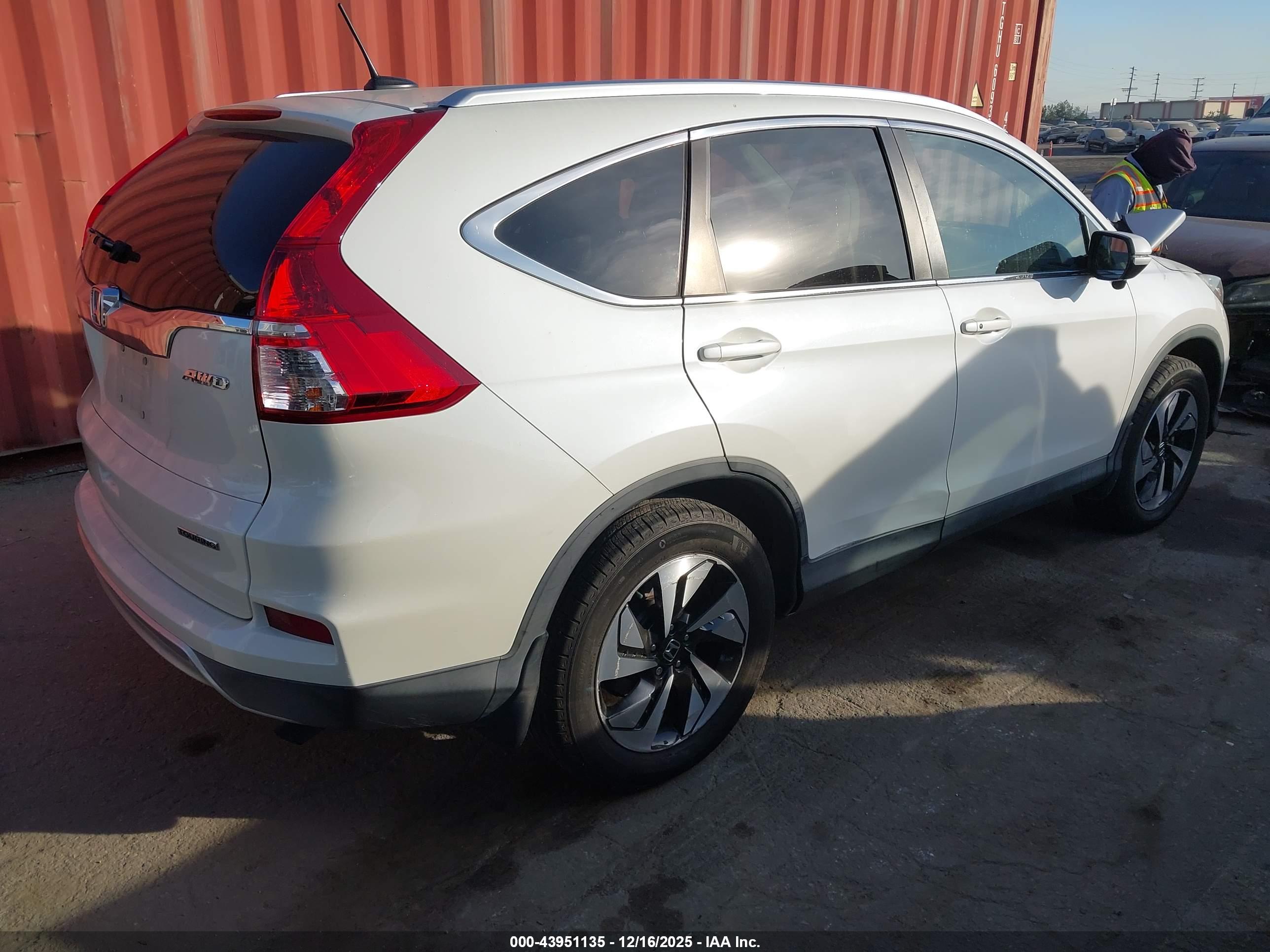 HONDA CR-V image 4