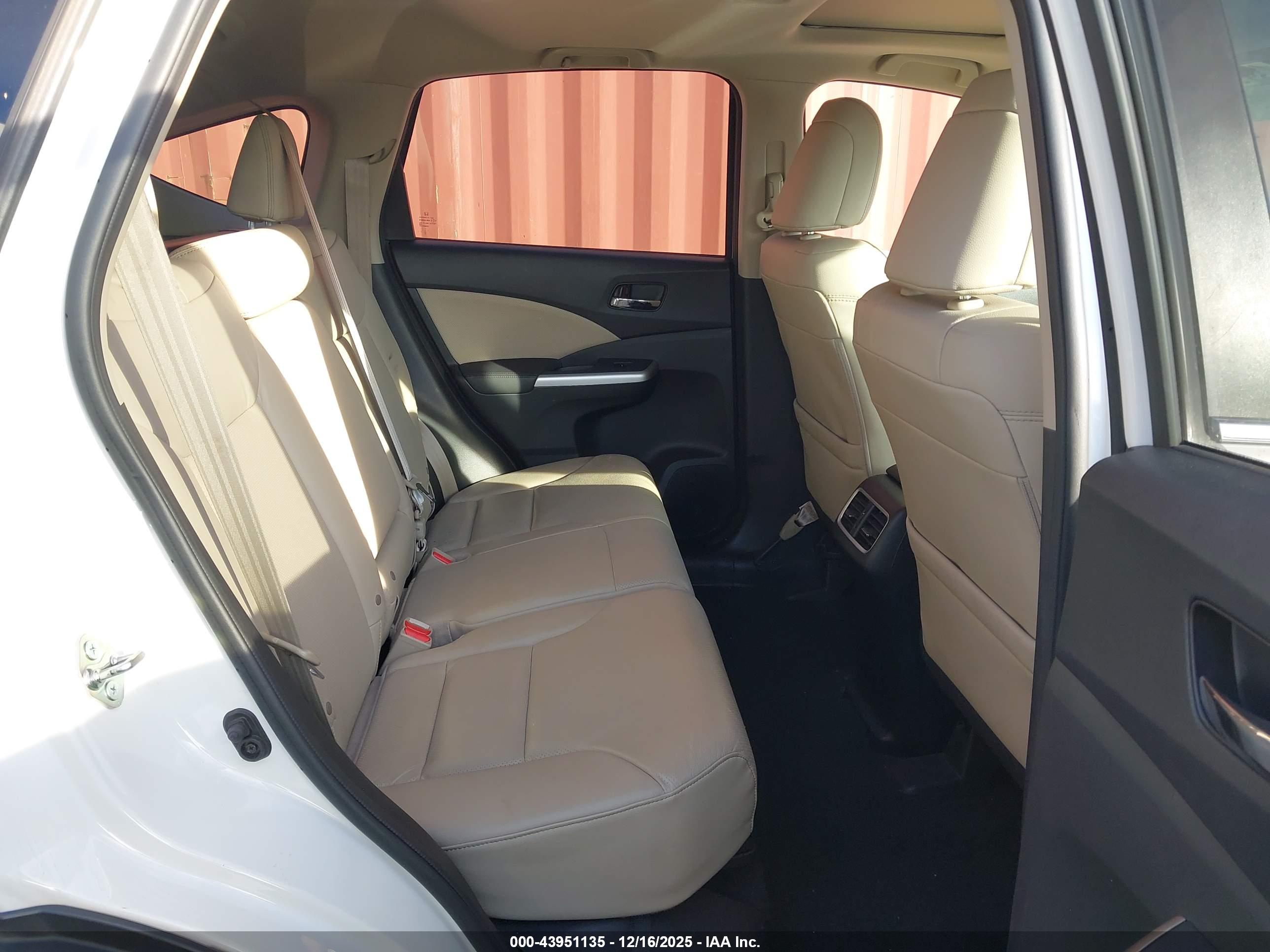 HONDA CR-V image 8