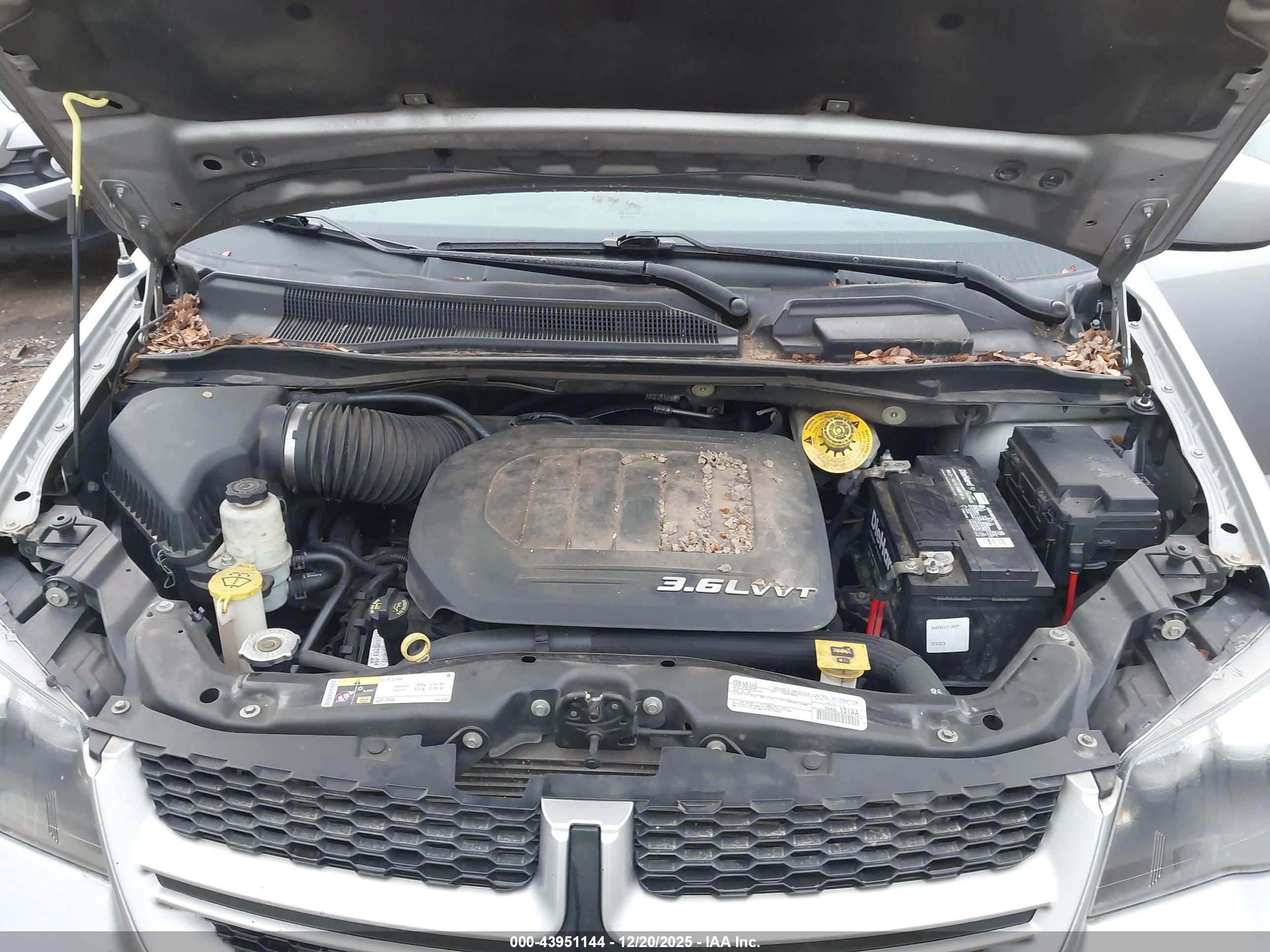 DODGE GRAND image 10