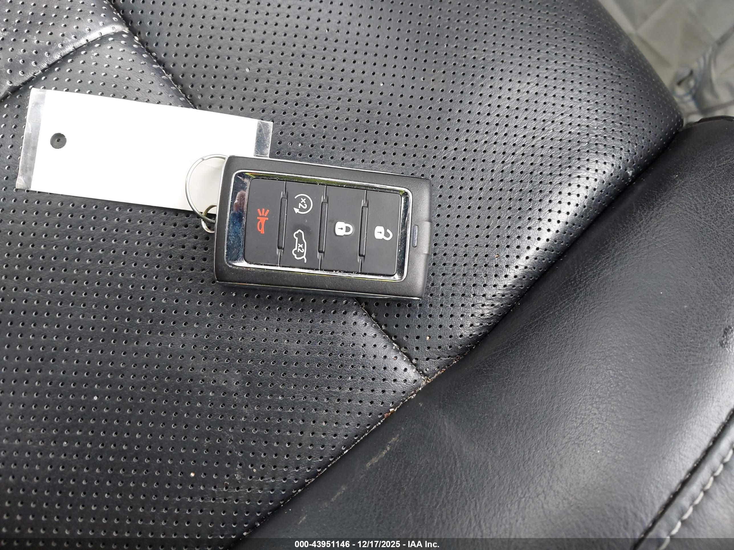 JEEP GRAND image 11