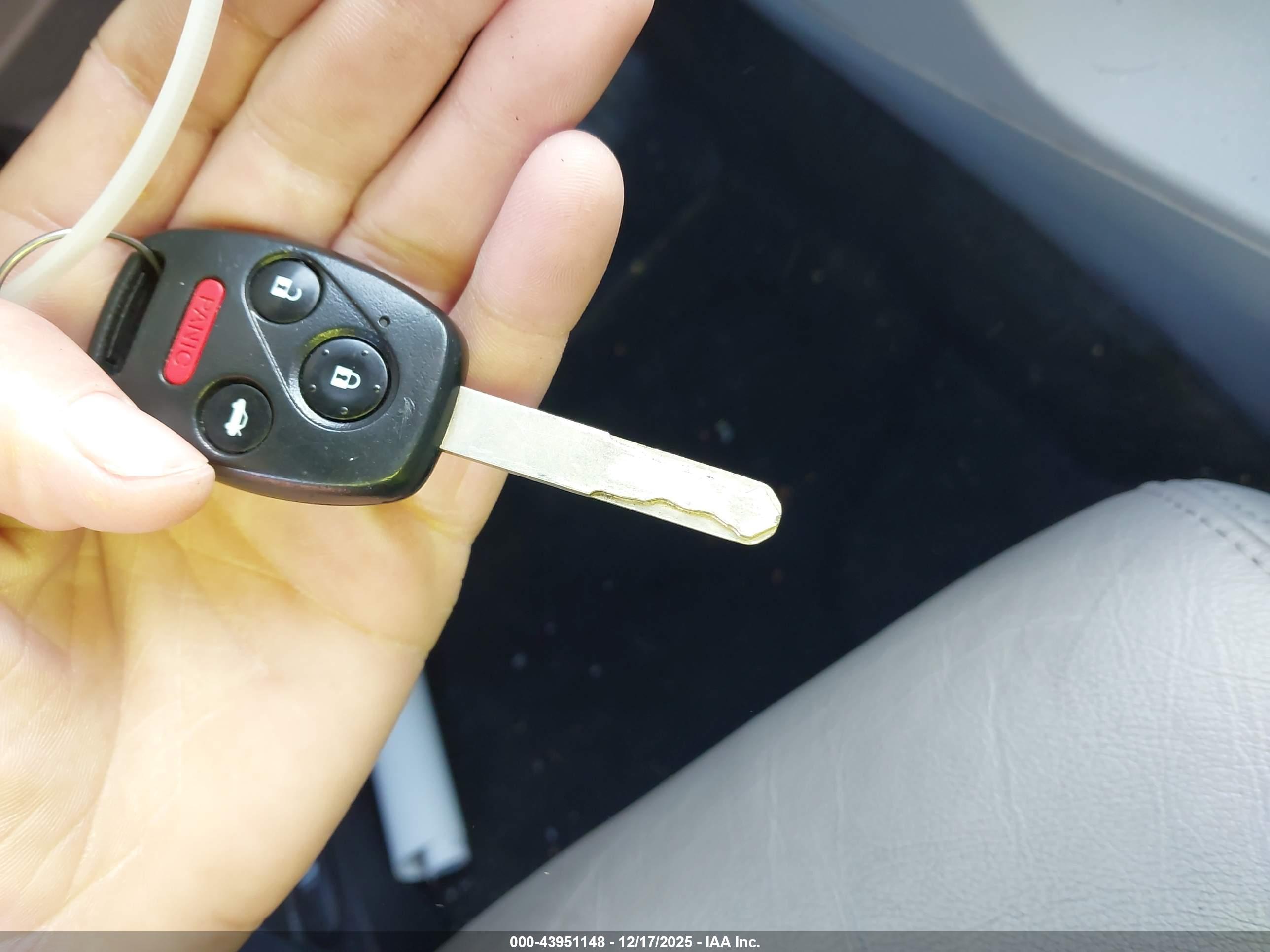 HONDA CIVIC image 11