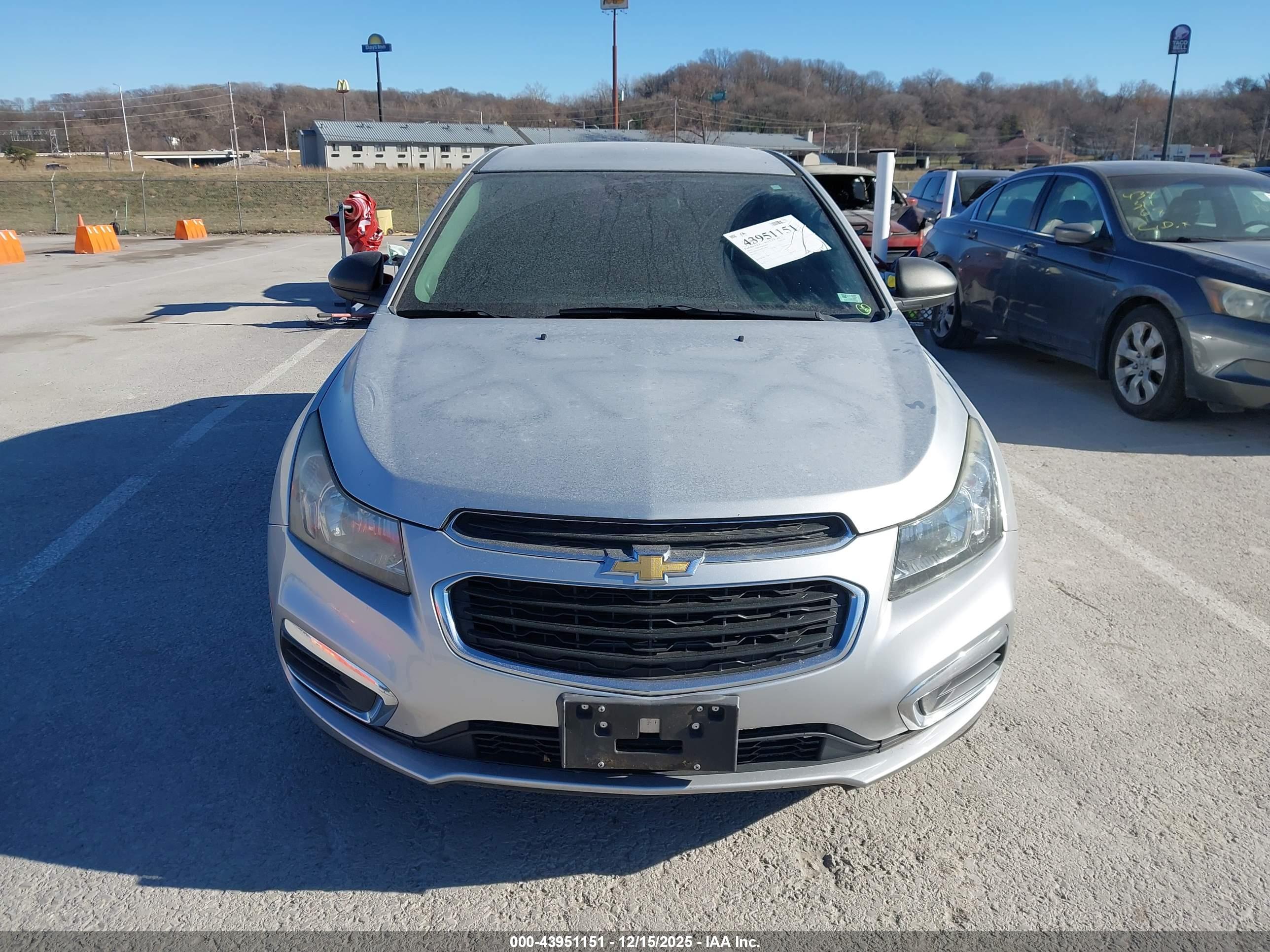 CHEVROLET CRUZE image 6