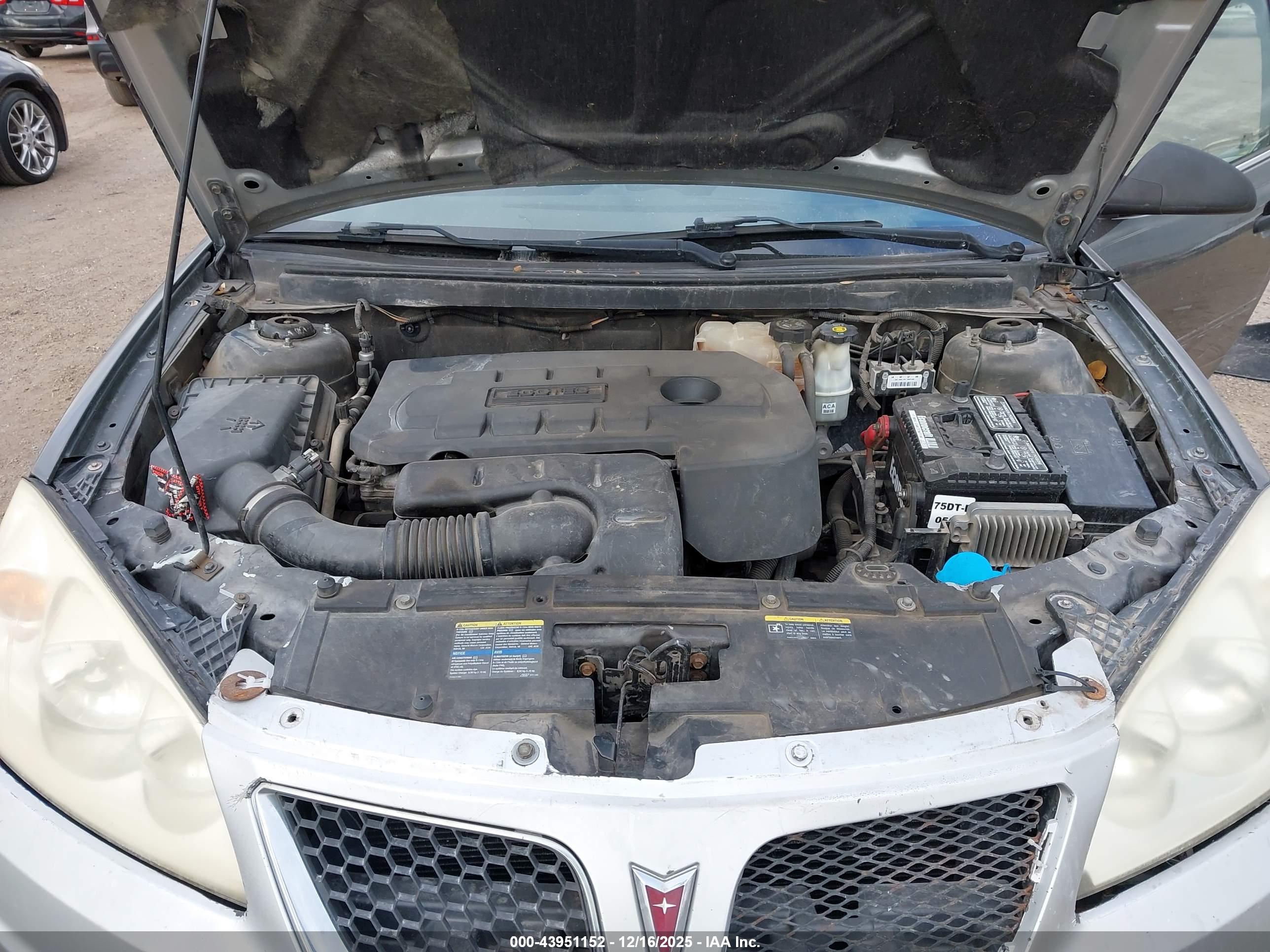 PONTIAC G6 image 10