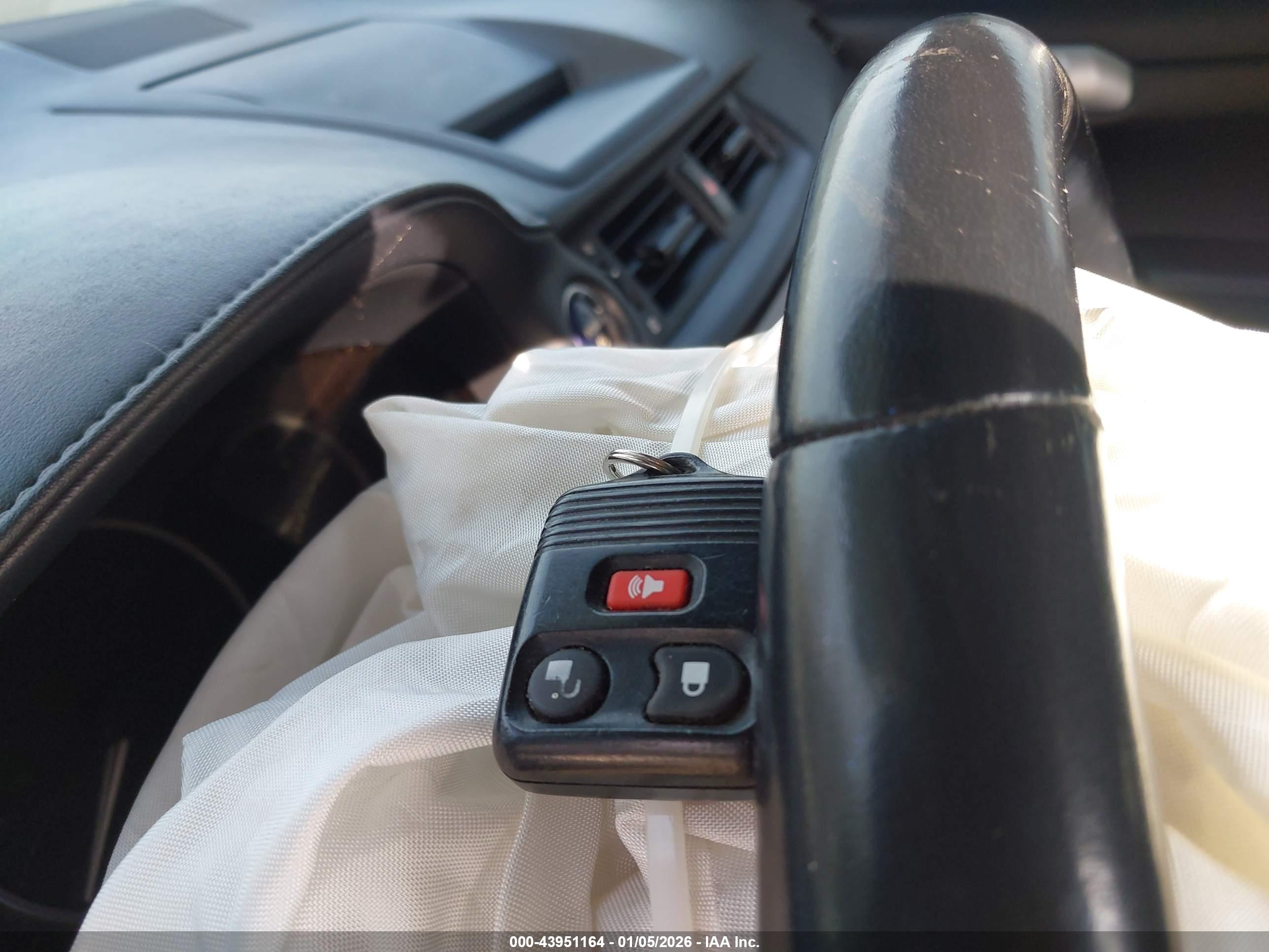 LEXUS CT image 11