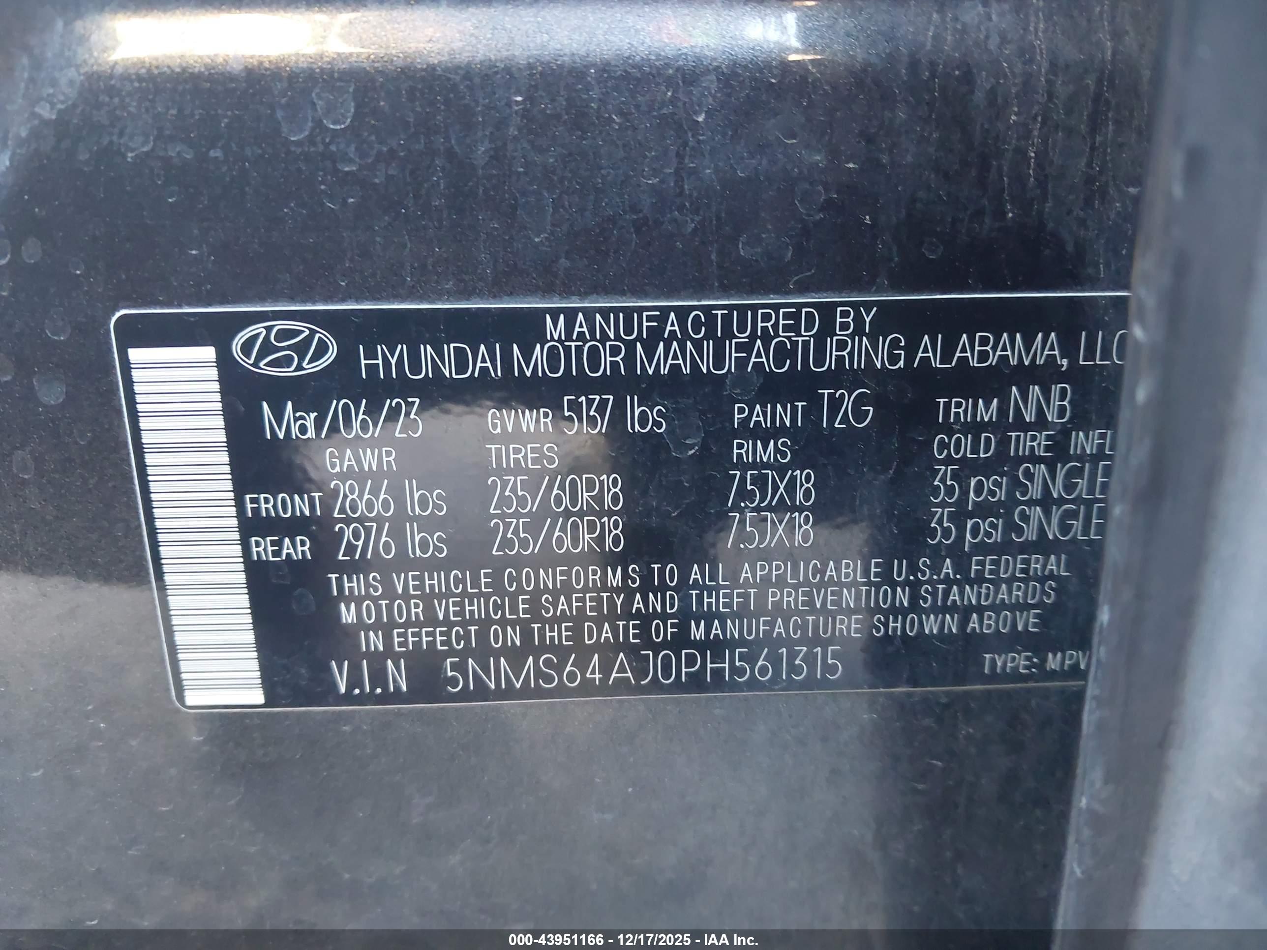 HYUNDAI SANTA image 9