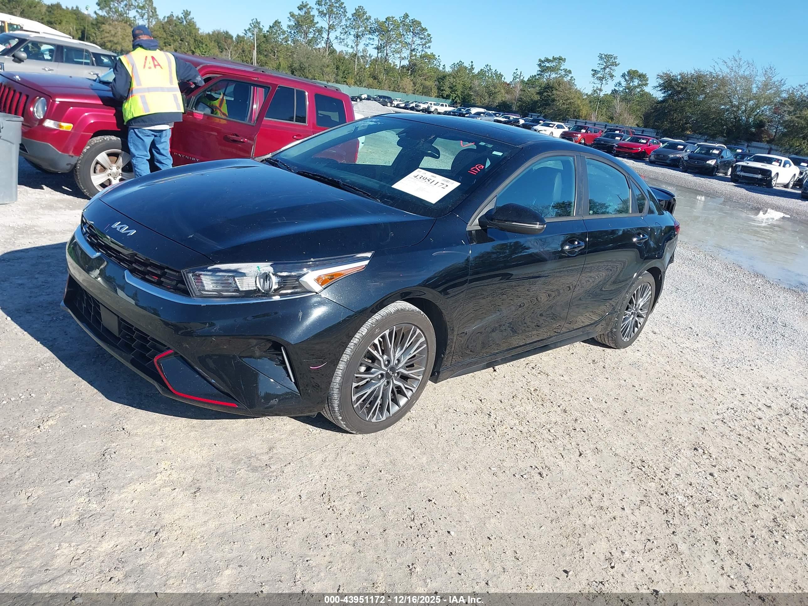 KIA FORTE image 2