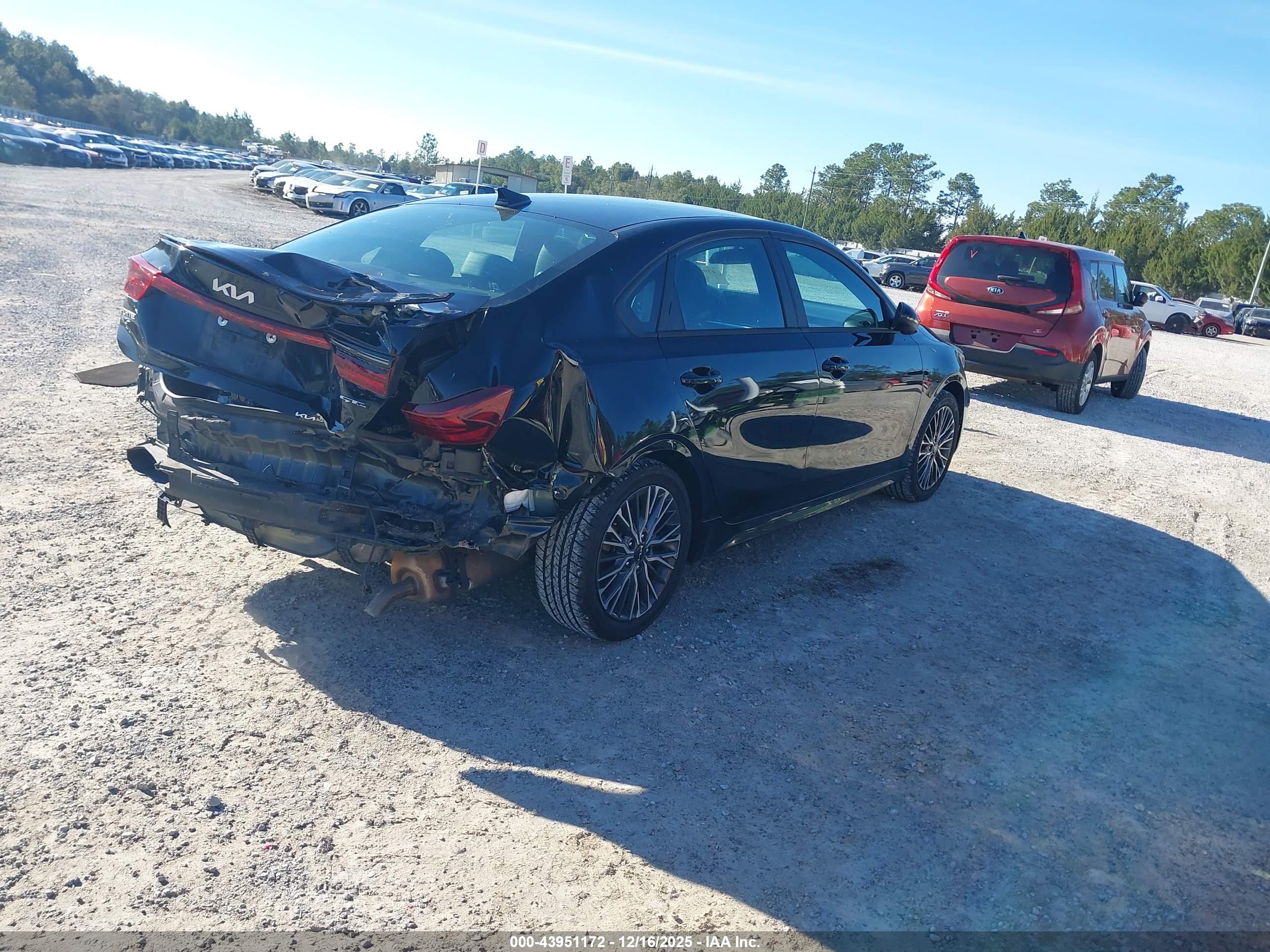 KIA FORTE image 4