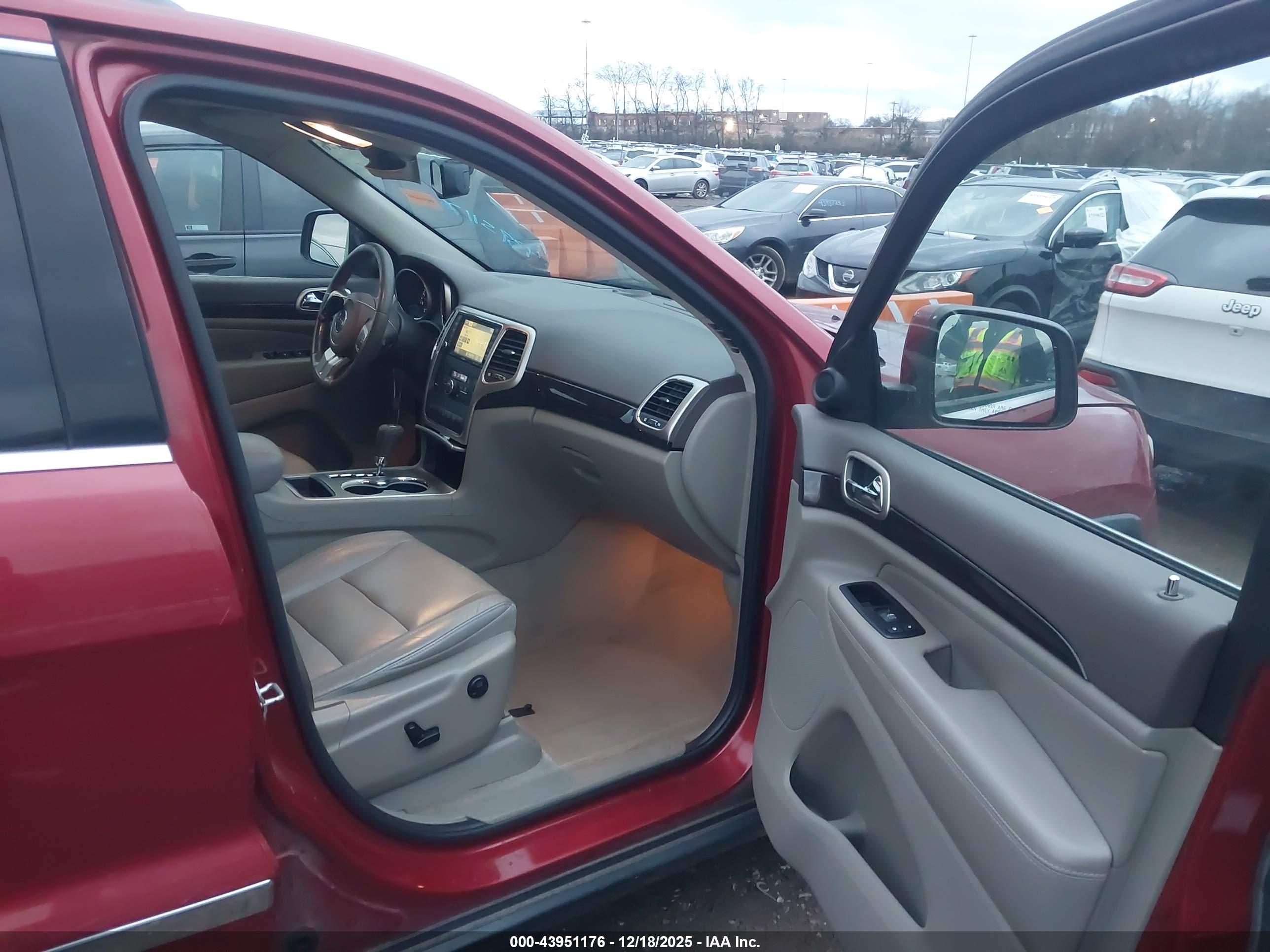JEEP GRAND image 5