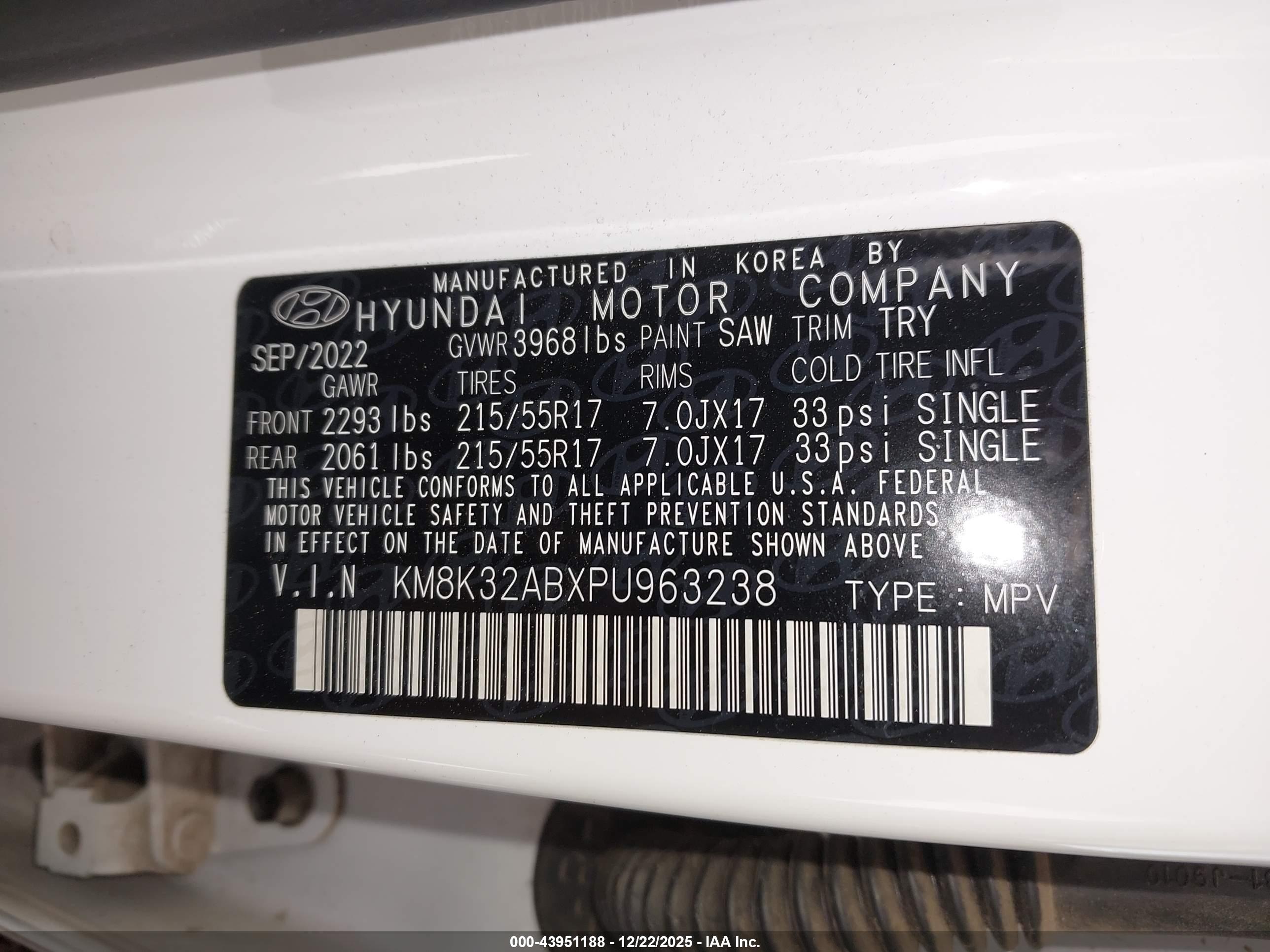 HYUNDAI KONA image 9