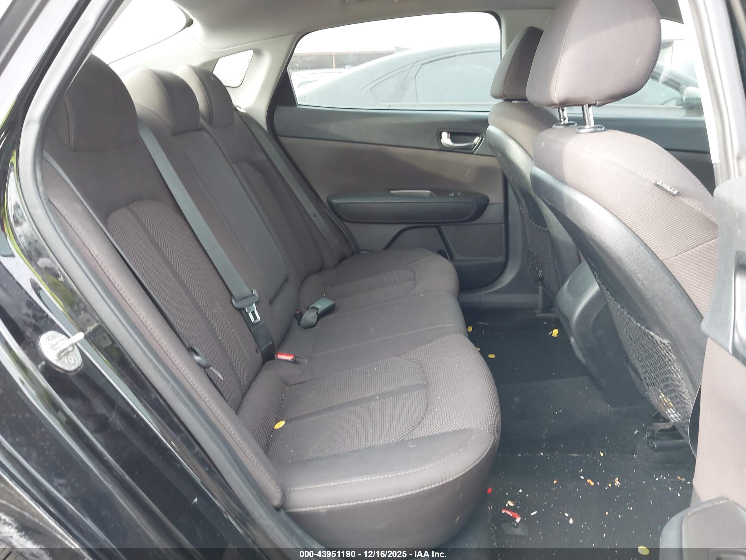 KIA OPTIMA image 8