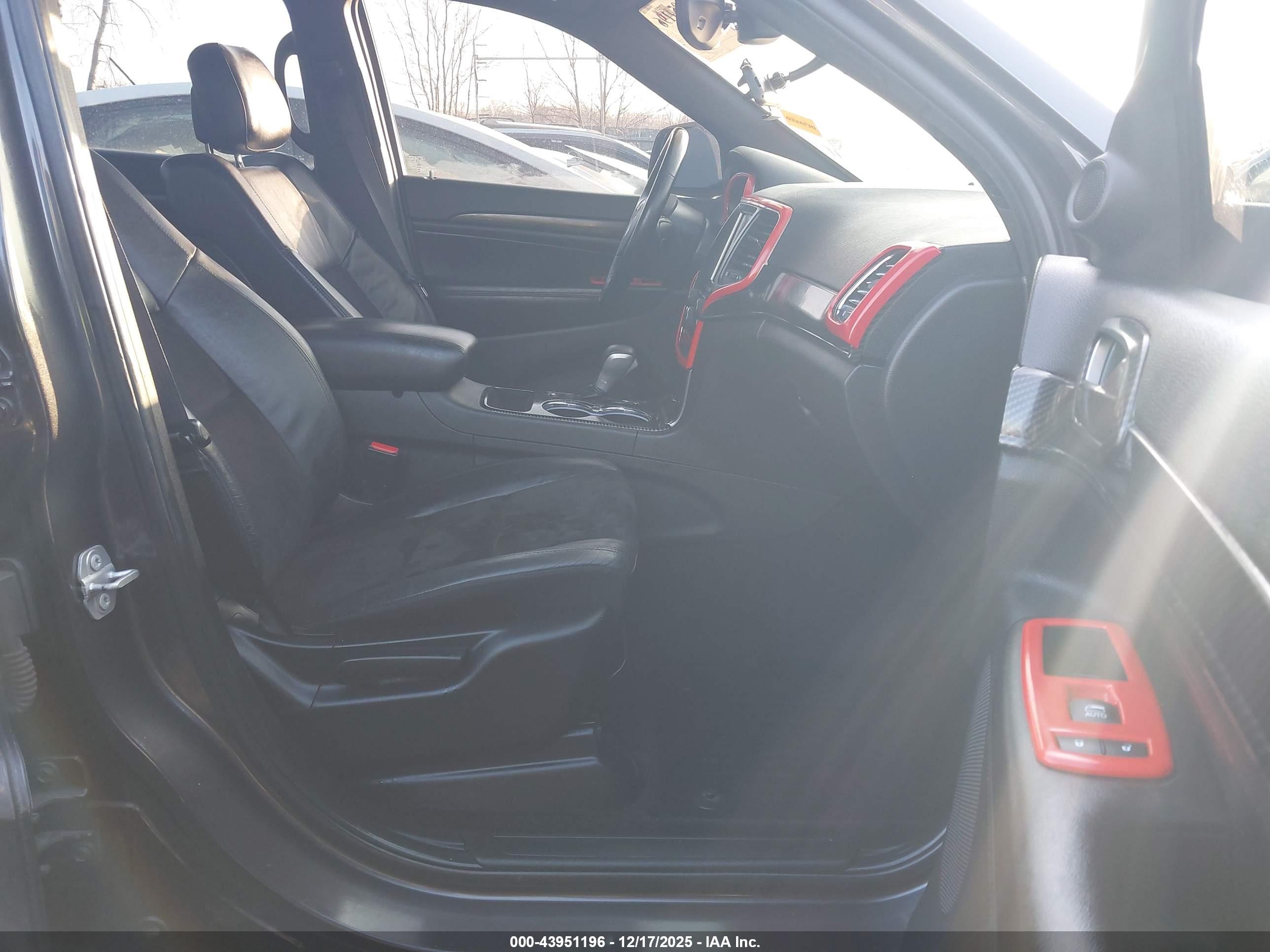 JEEP GRAND image 5