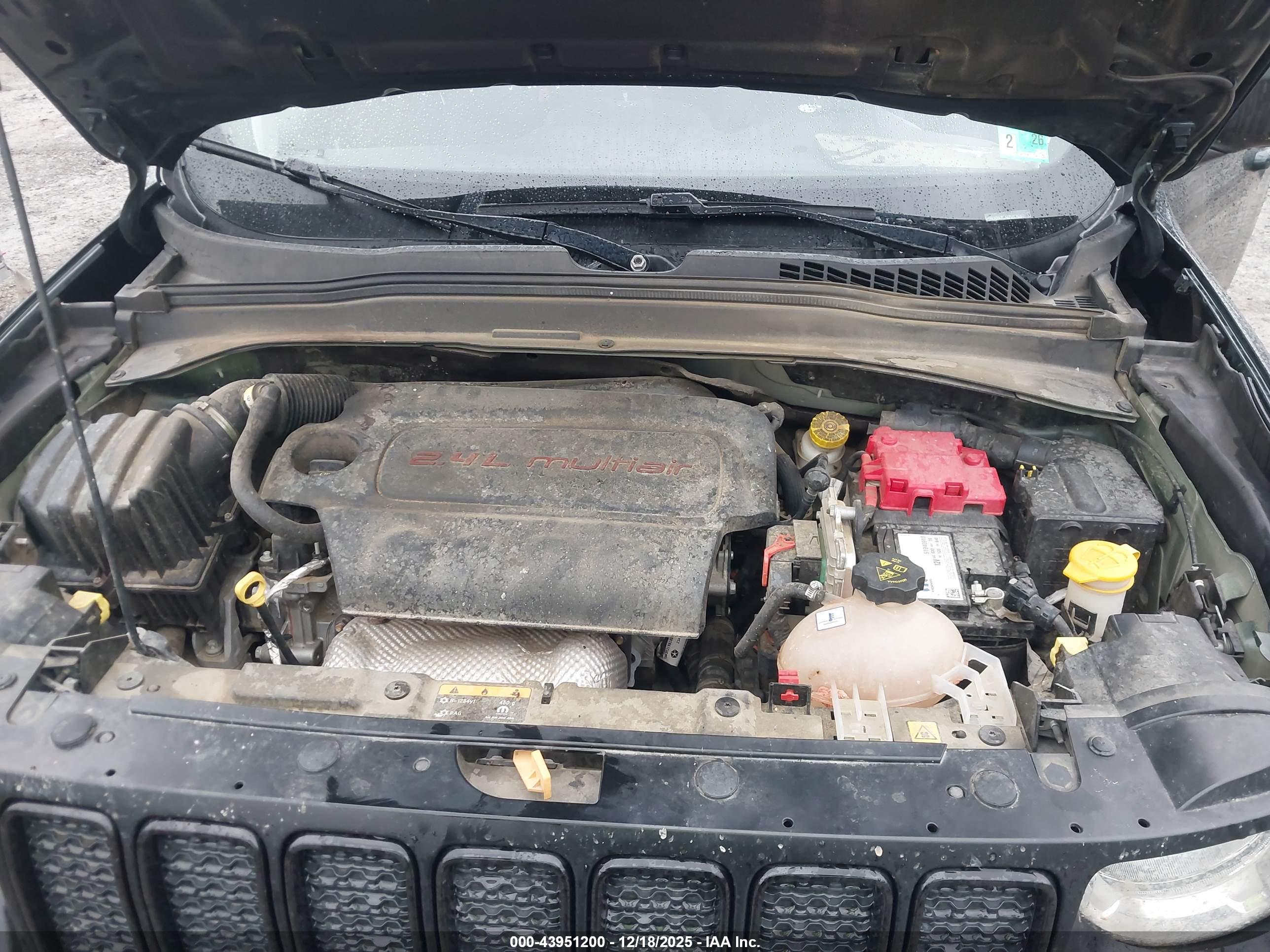 JEEP RENEGADE image 10