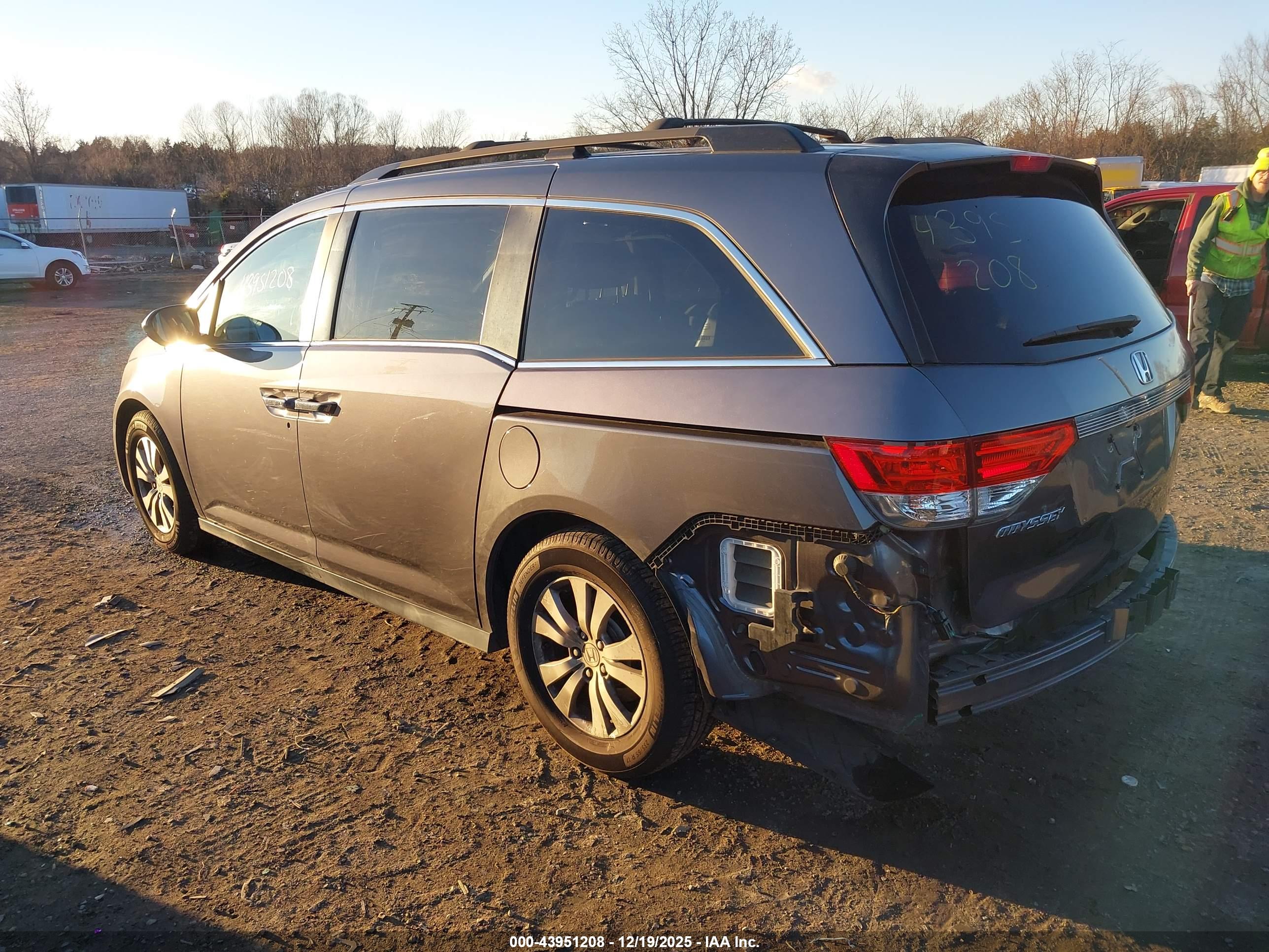 HONDA ODYSSEY image 3