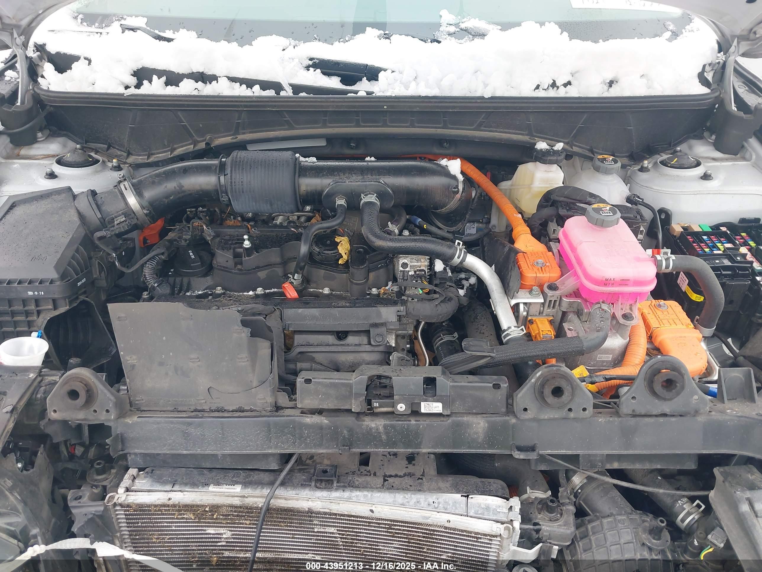 HYUNDAI TUCSON image 10