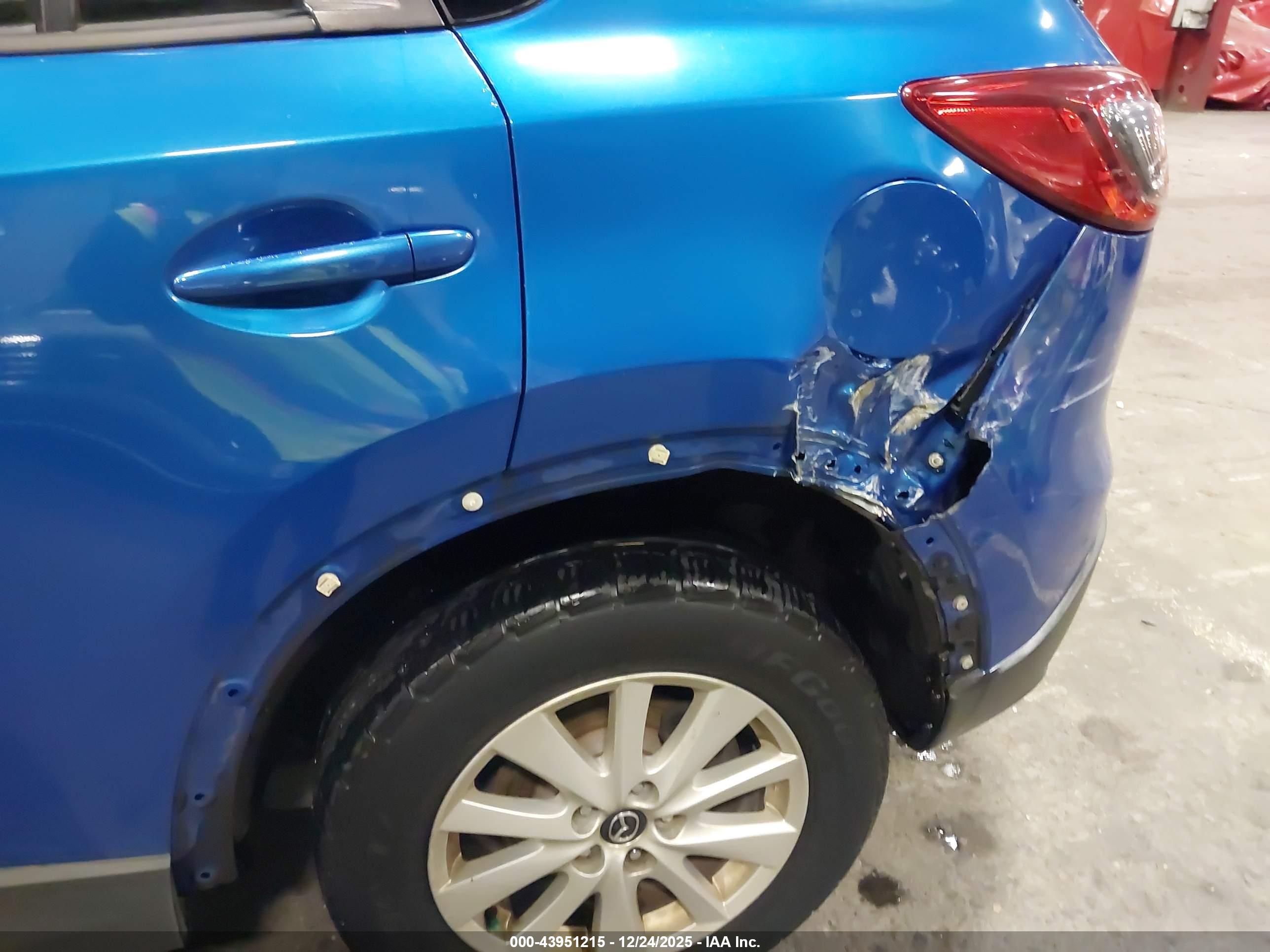 MAZDA CX-5 image 6