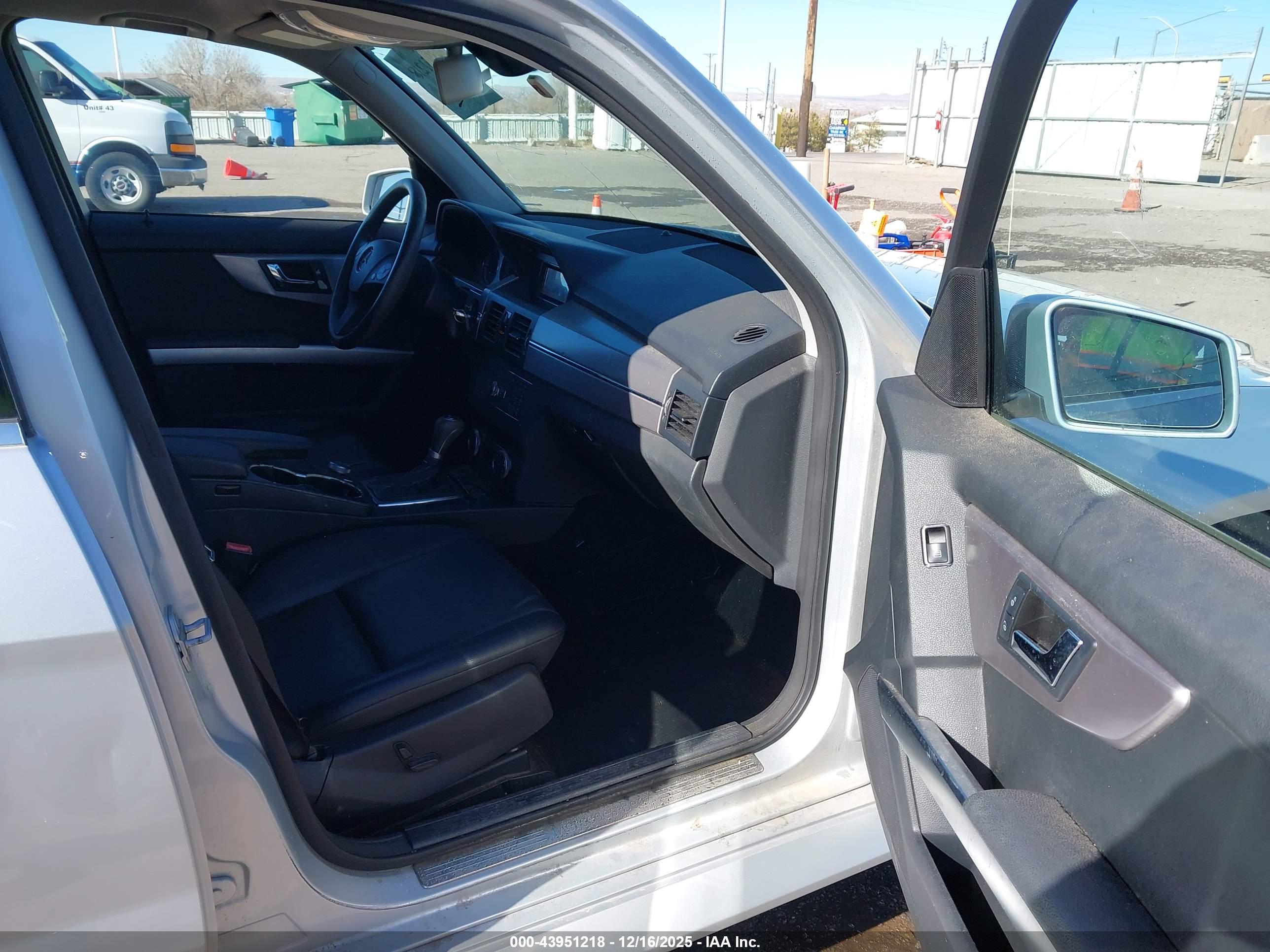 MERCEDES-BENZ GLK image 5