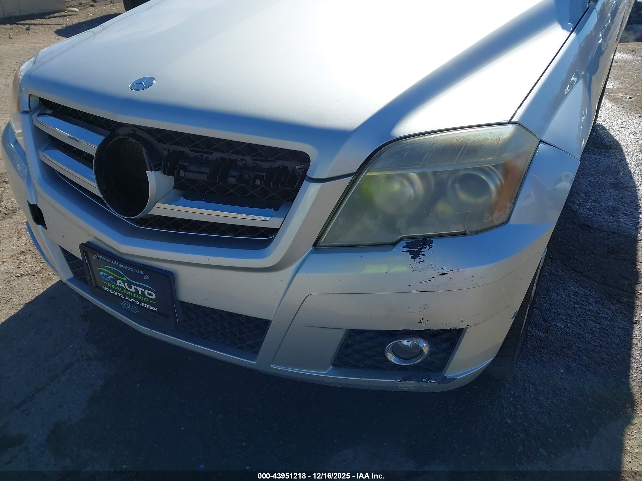 MERCEDES-BENZ GLK image 6