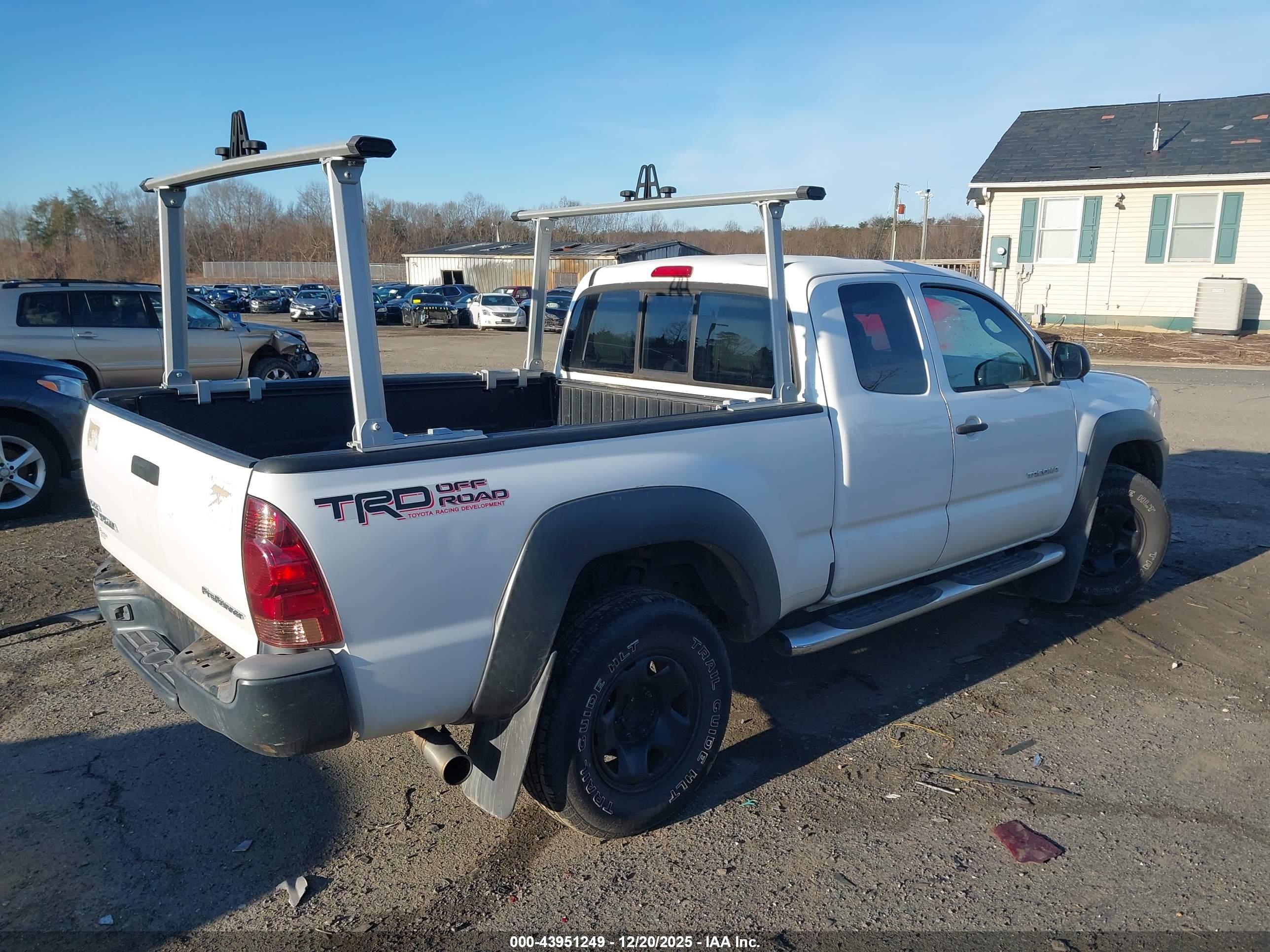 TOYOTA TACOMA image 4