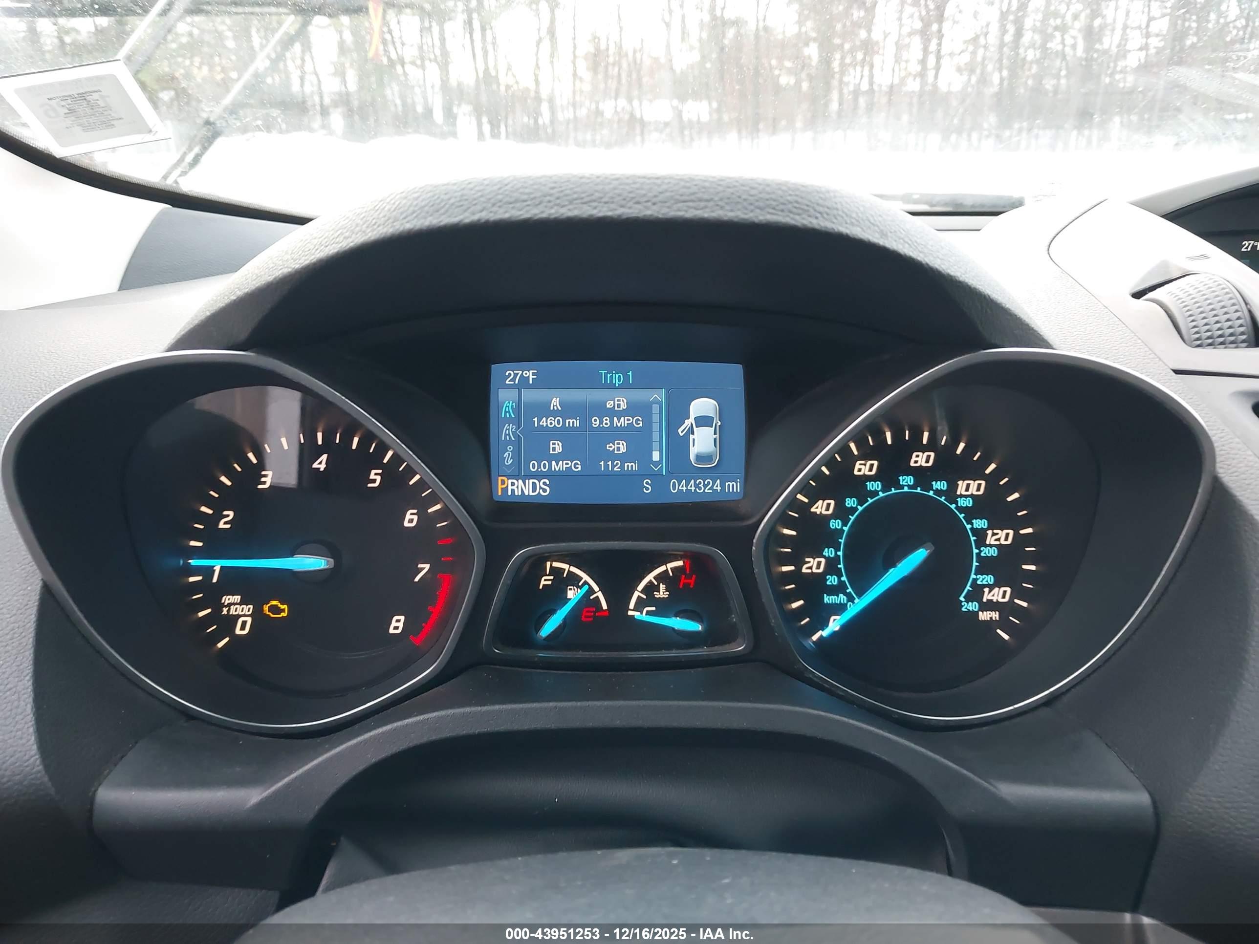 FORD ESCAPE image 7