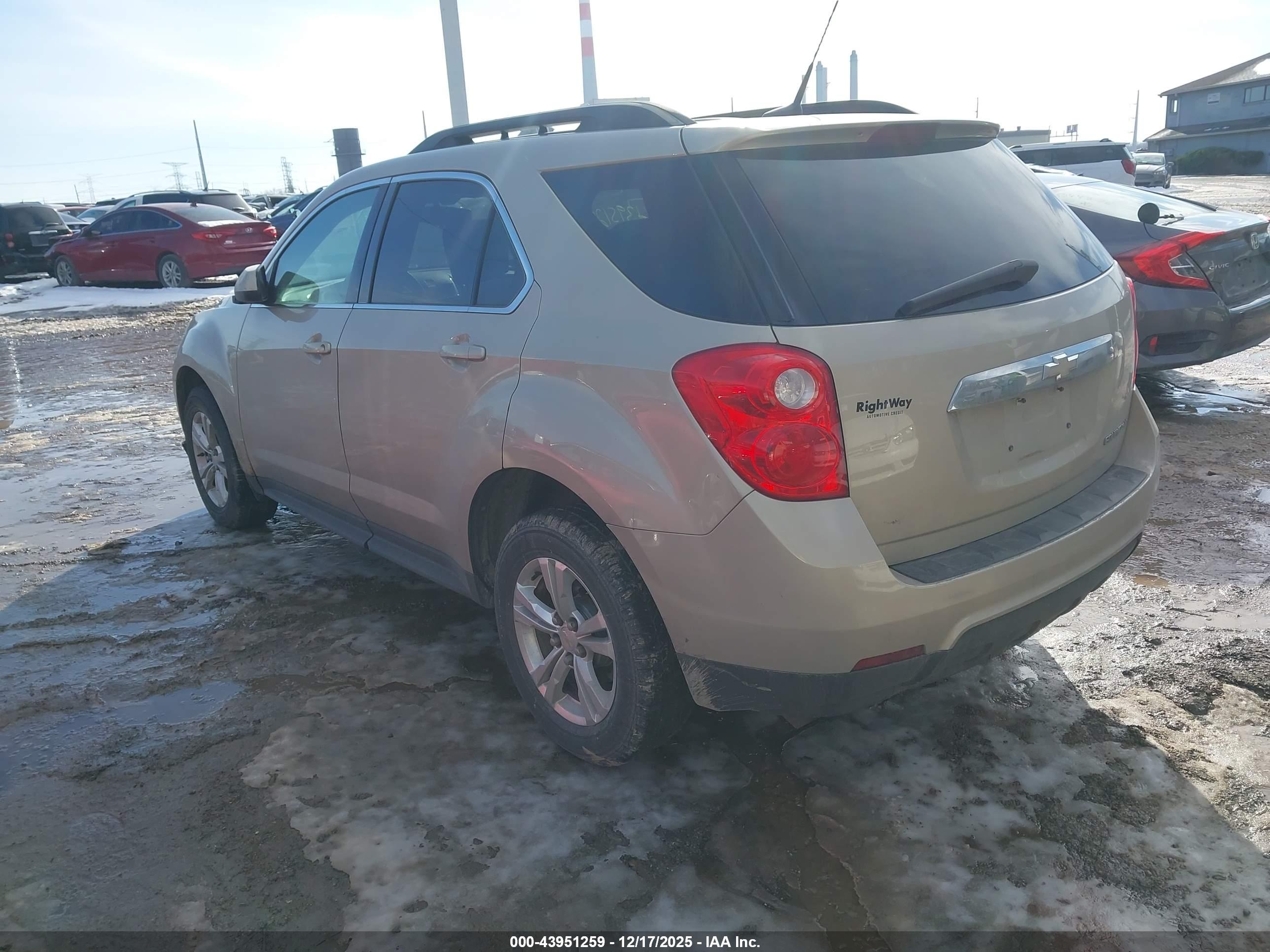 CHEVROLET EQUINOX image 3