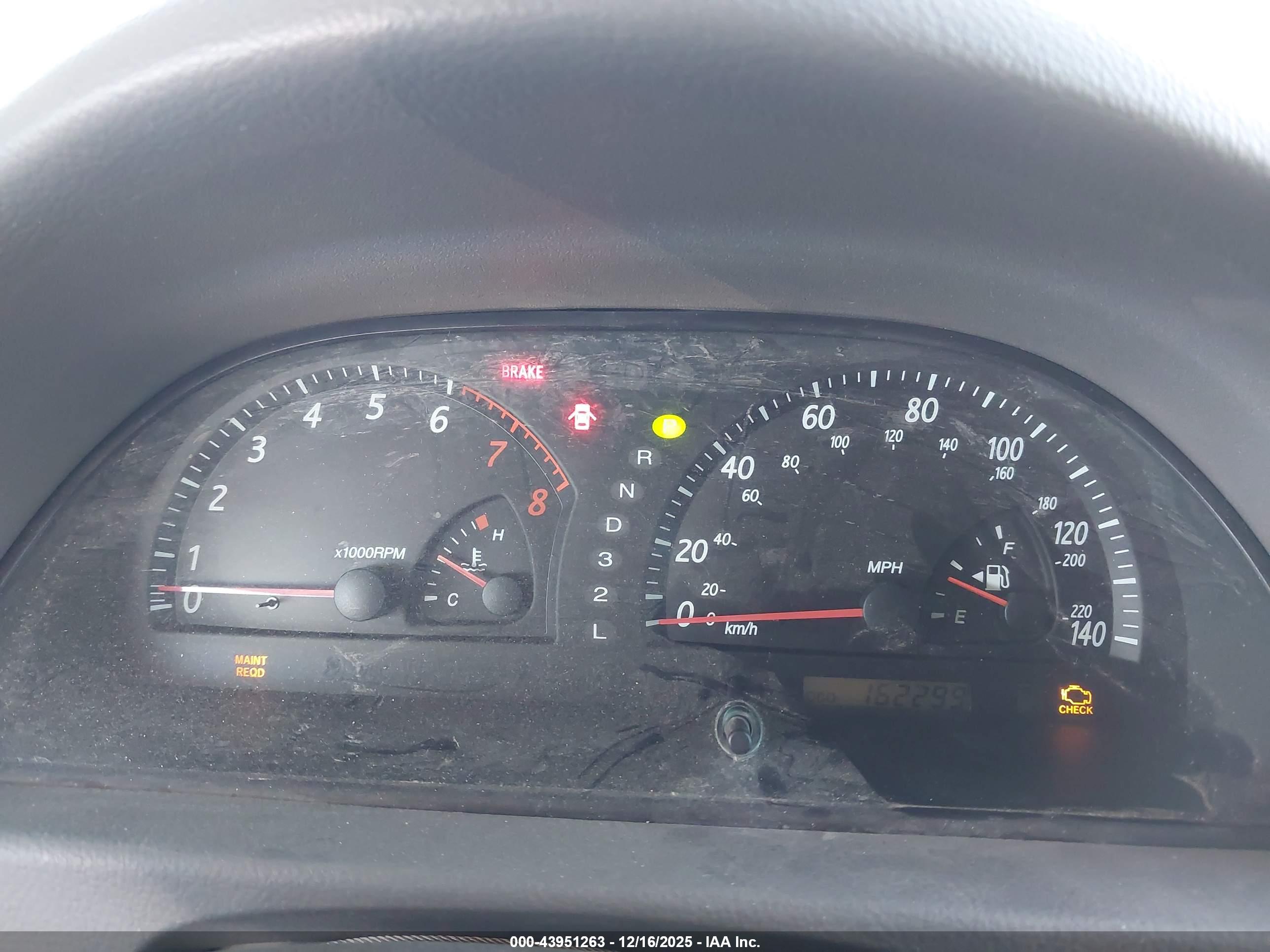 TOYOTA CAMRY image 7