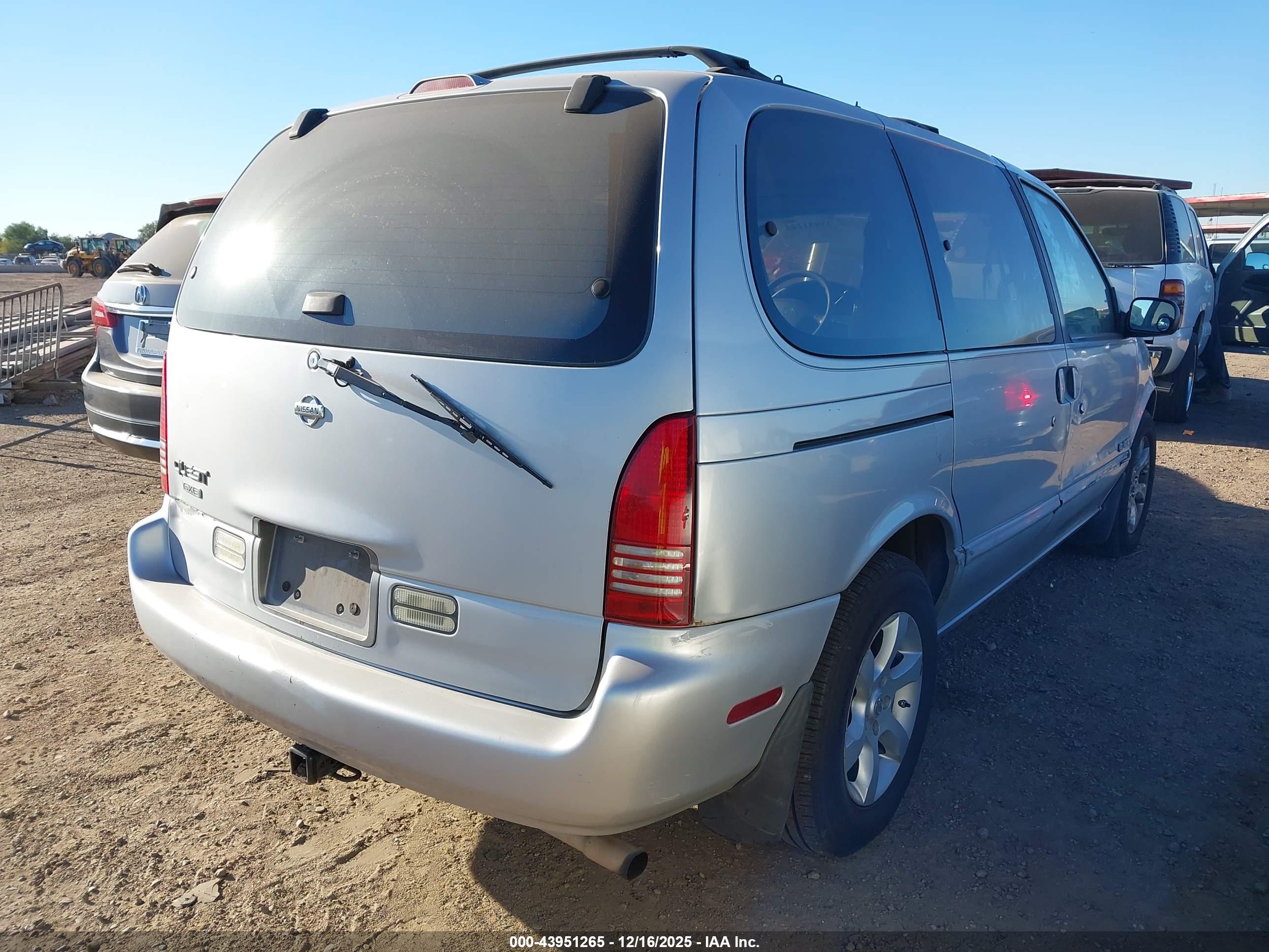 NISSAN QUEST image 4