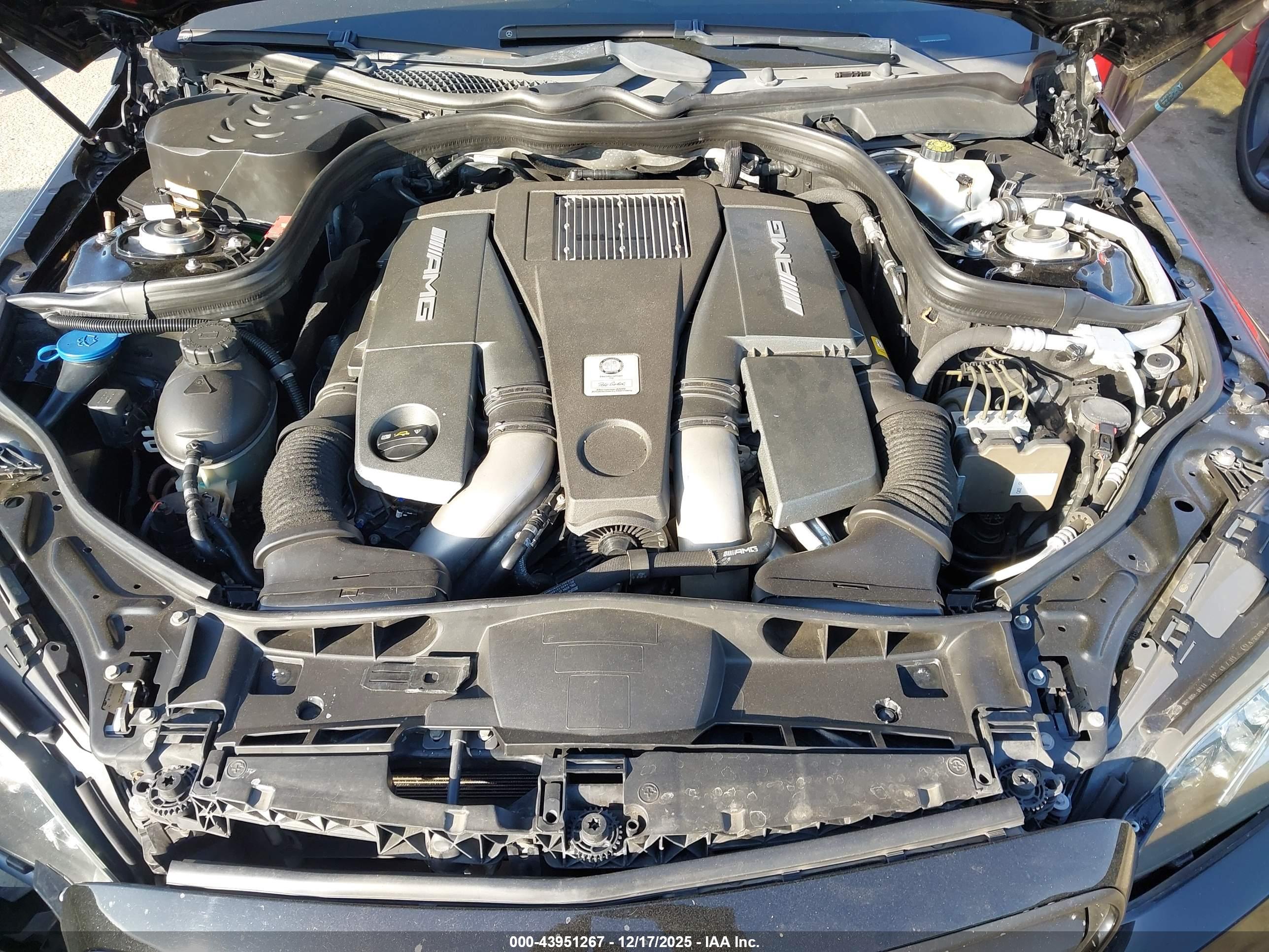 MERCEDES-BENZ E image 10