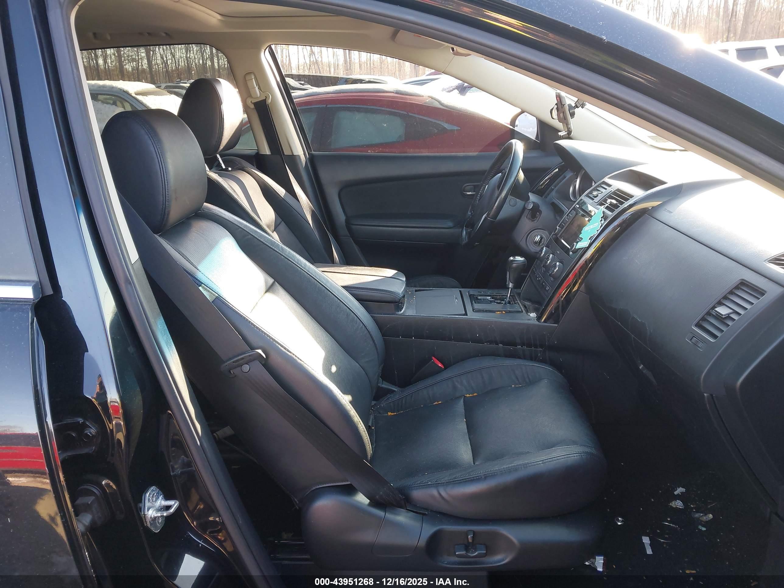 MAZDA CX-9 image 5