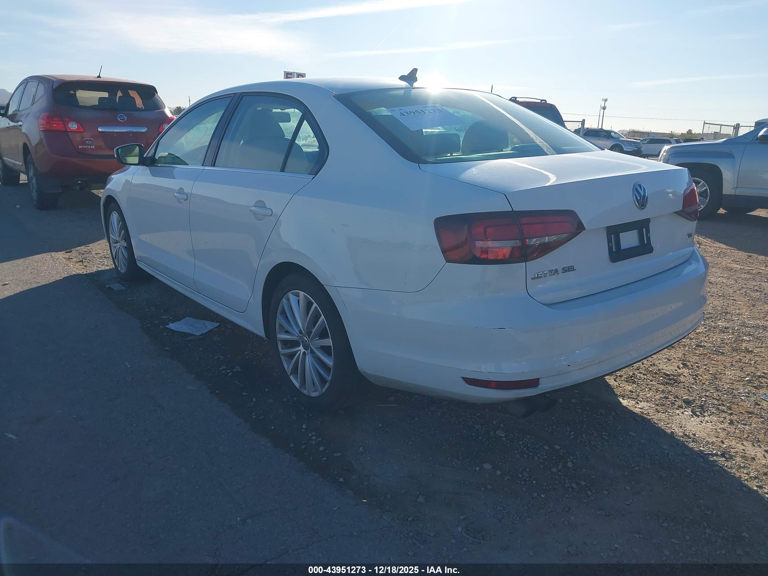 VOLKSWAGEN JETTA image 3