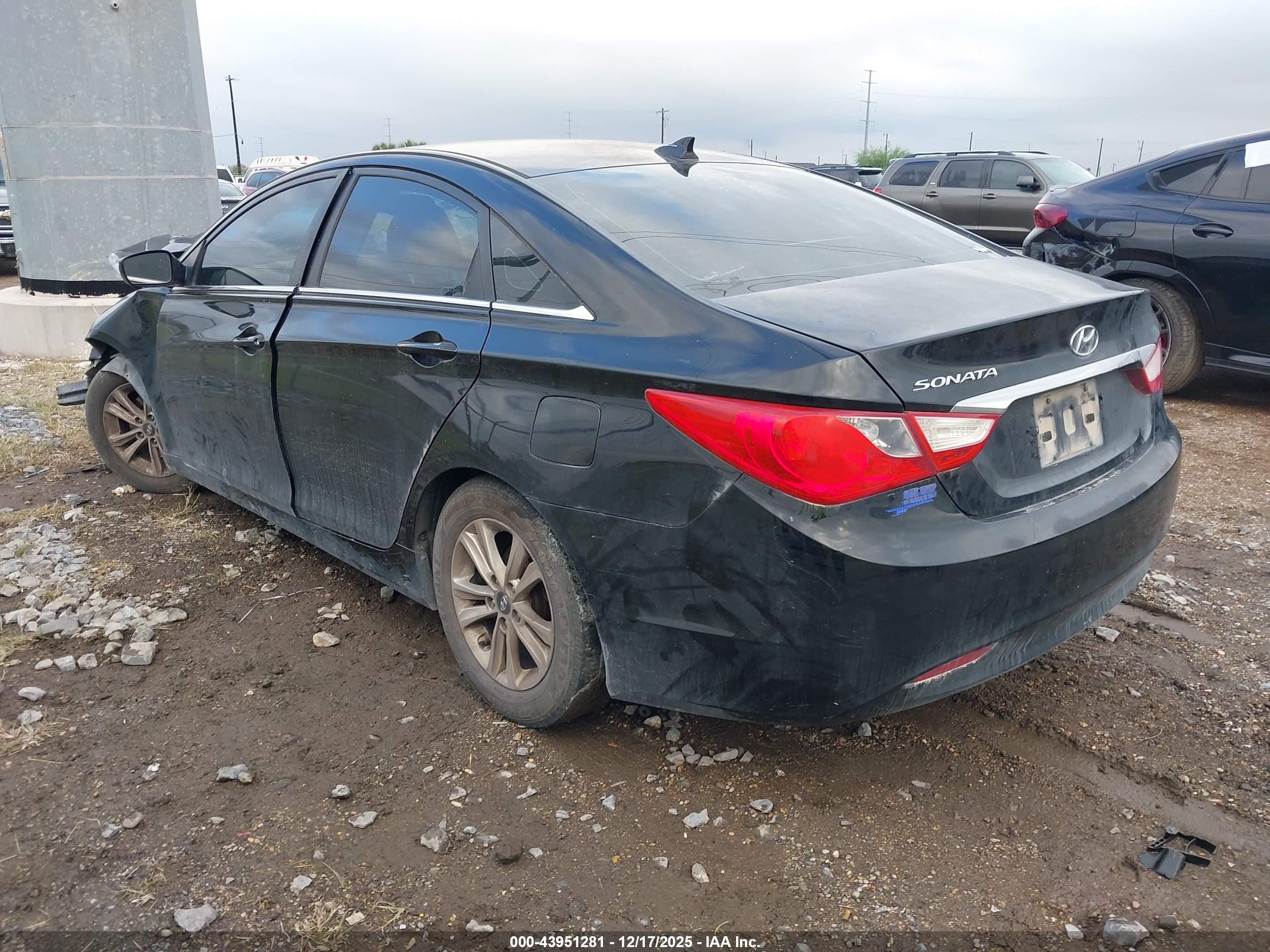 HYUNDAI SONATA image 3
