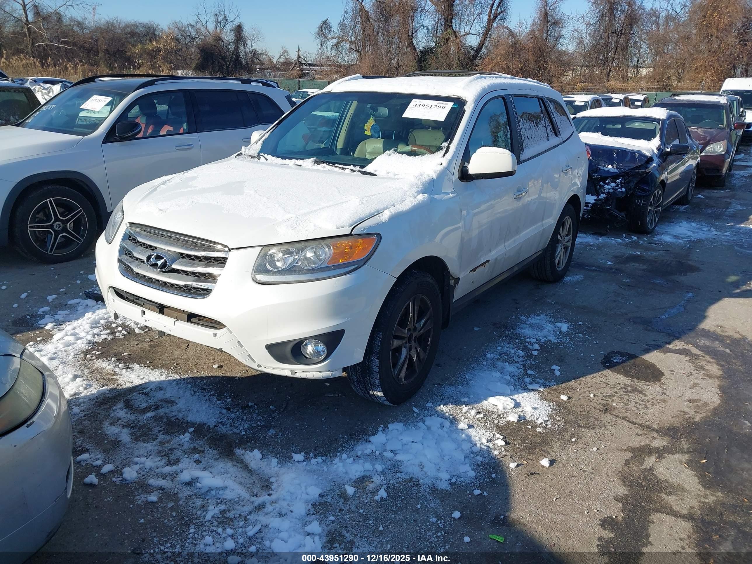 HYUNDAI SANTA image 2
