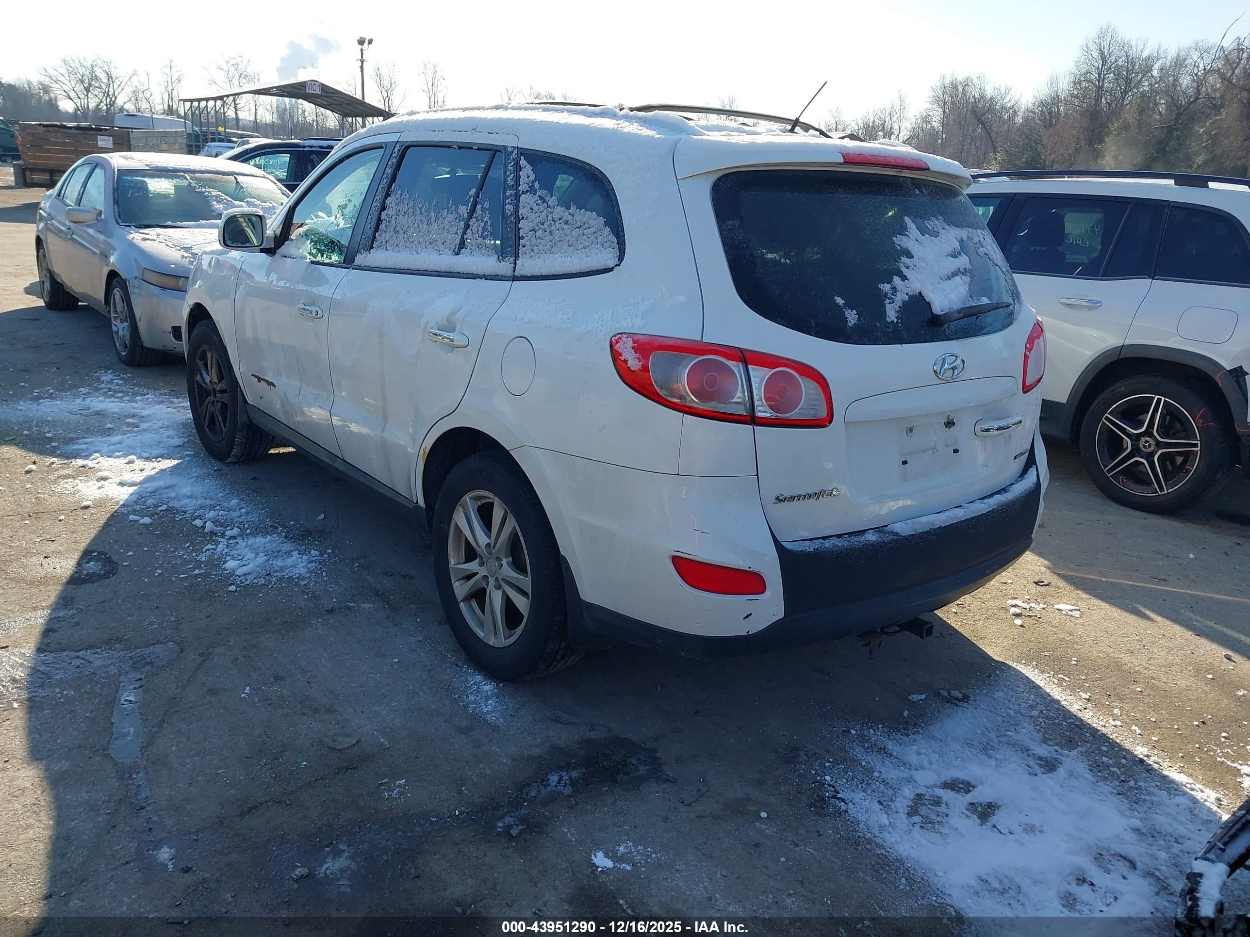 HYUNDAI SANTA image 3