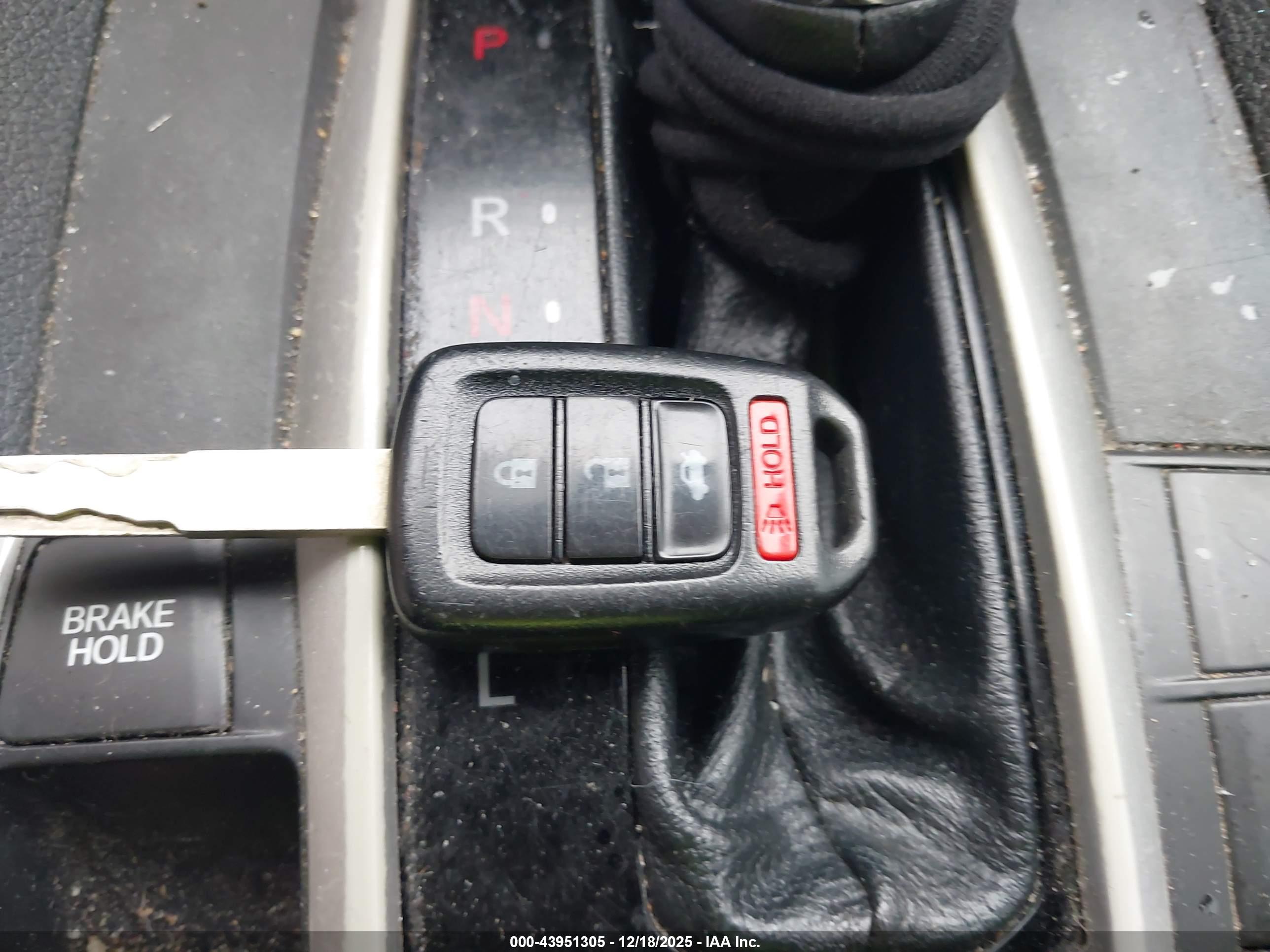 HONDA CIVIC image 11